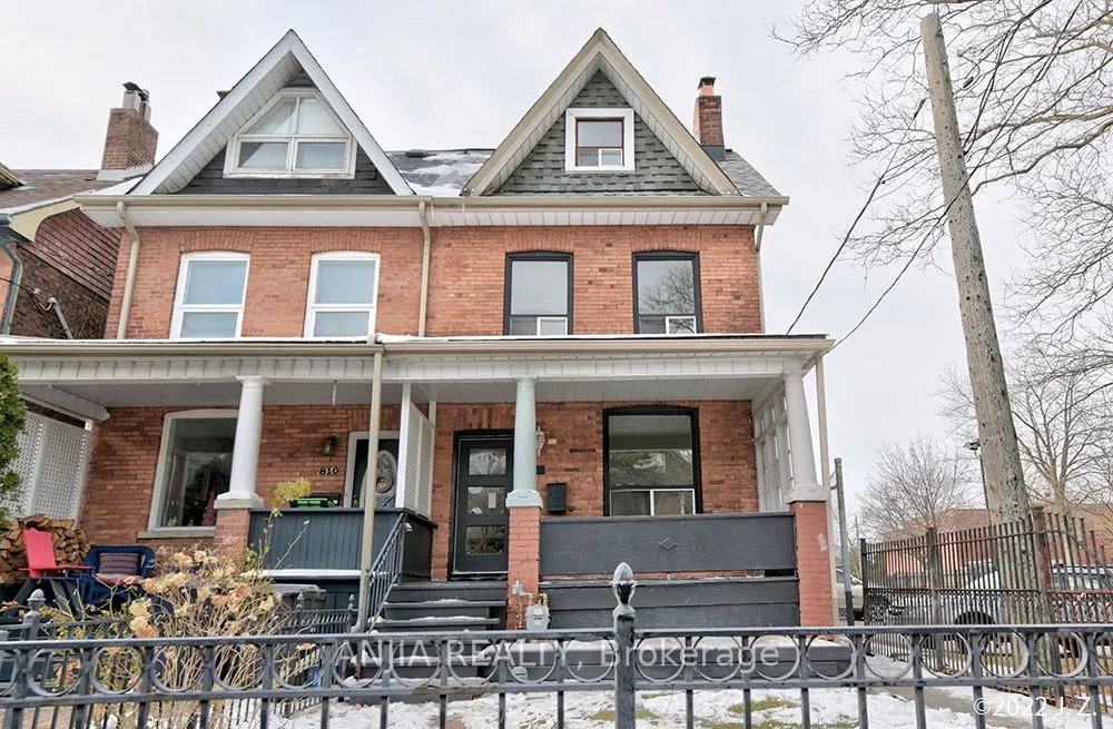 812 Logan Avenue, #Upper