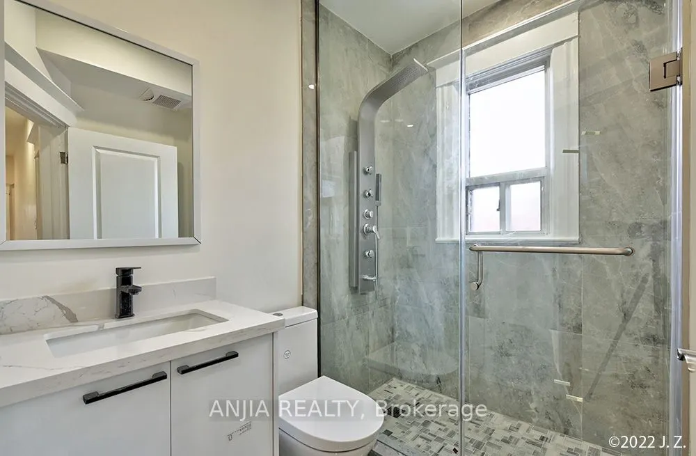 812 Logan Avenue, #Upper