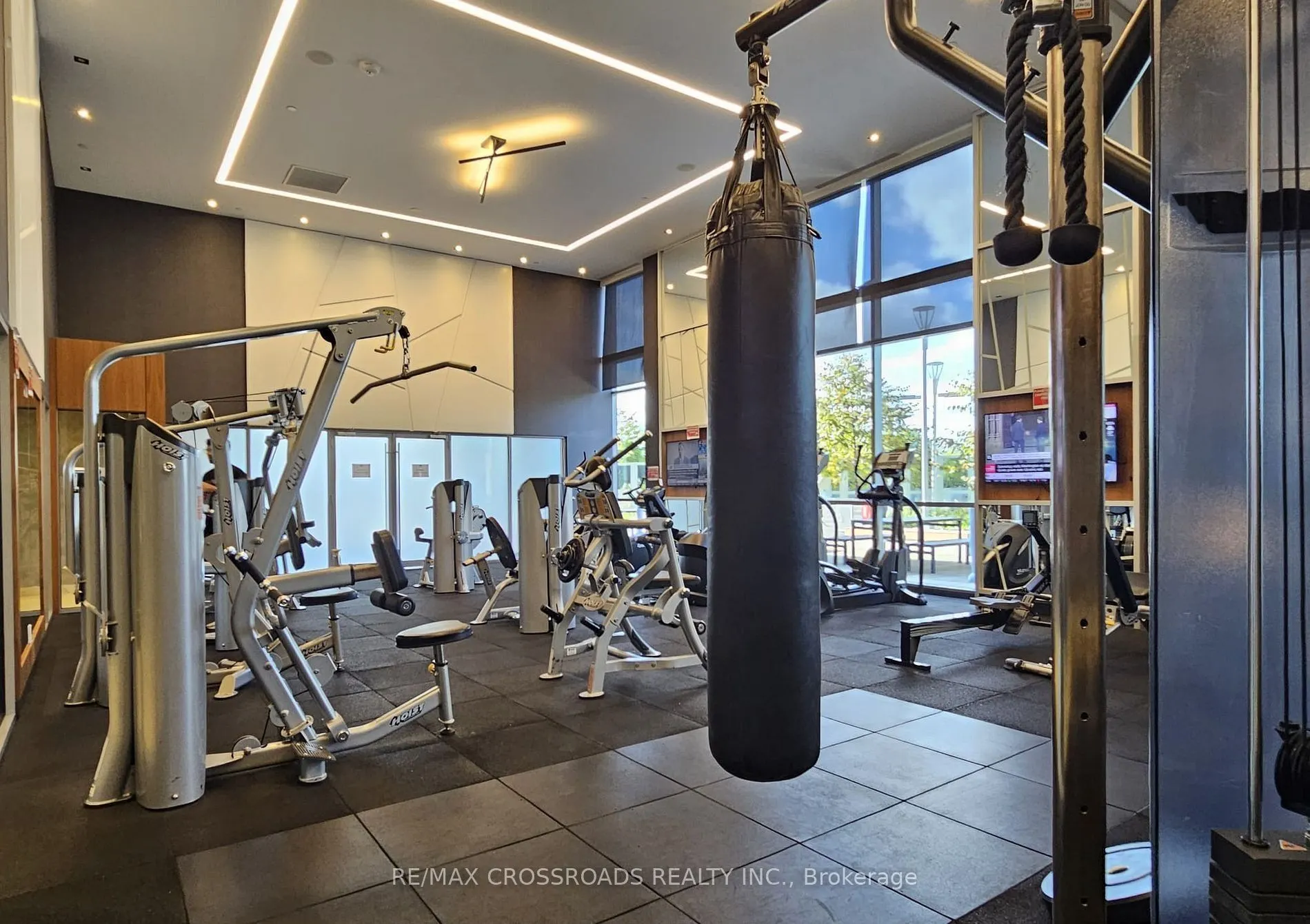275 Village Green Square, #1722