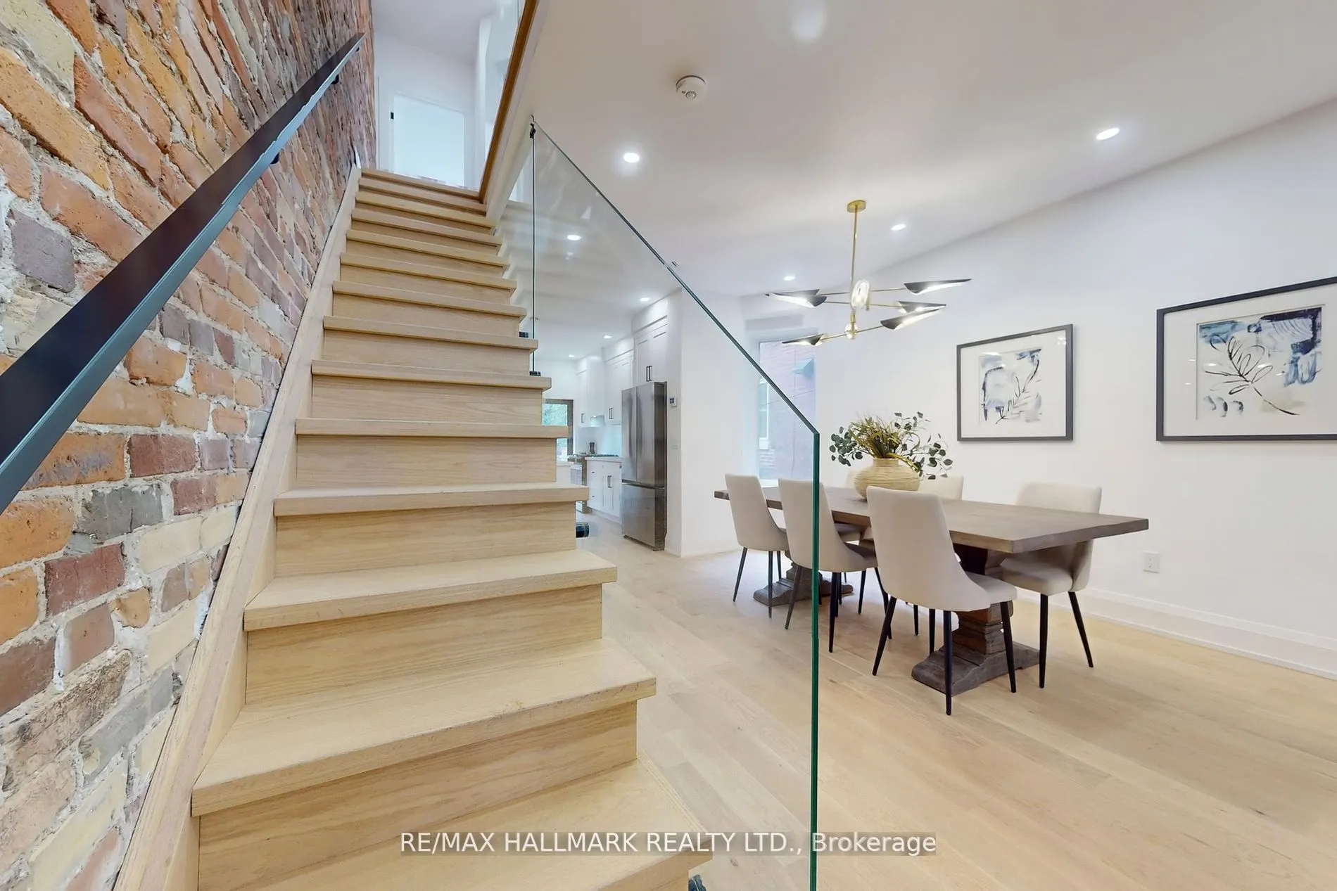 51 Withrow Avenue