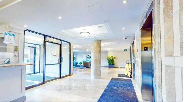 330 Mccowan Road, #1206