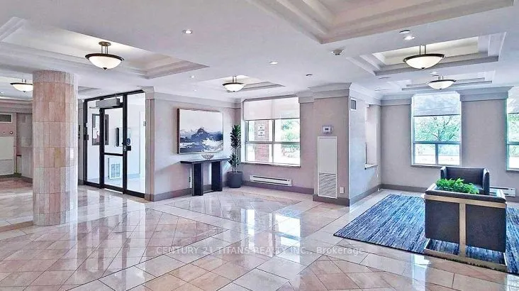 330 Mccowan Road, #1206