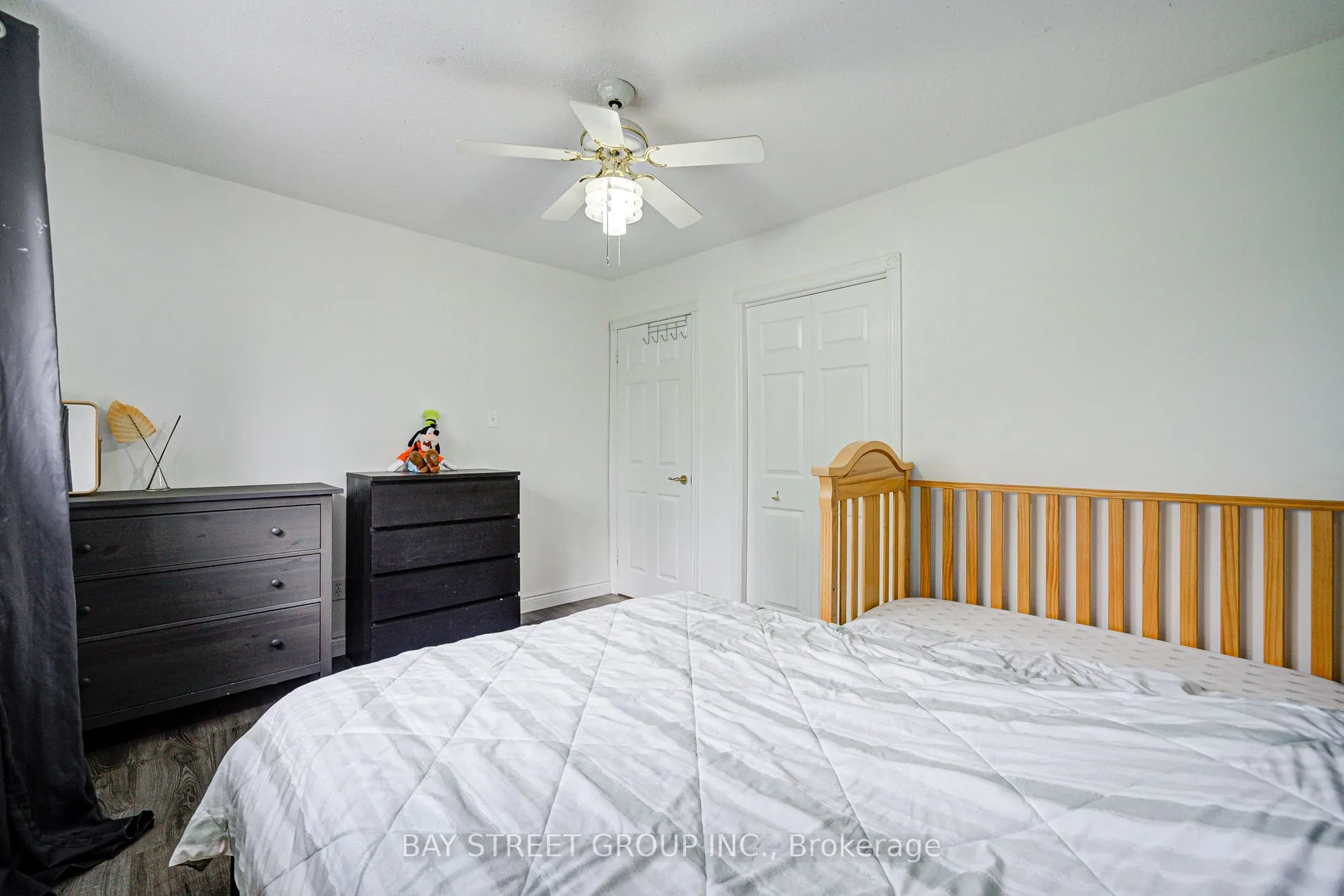 64 Rakewood Crescent