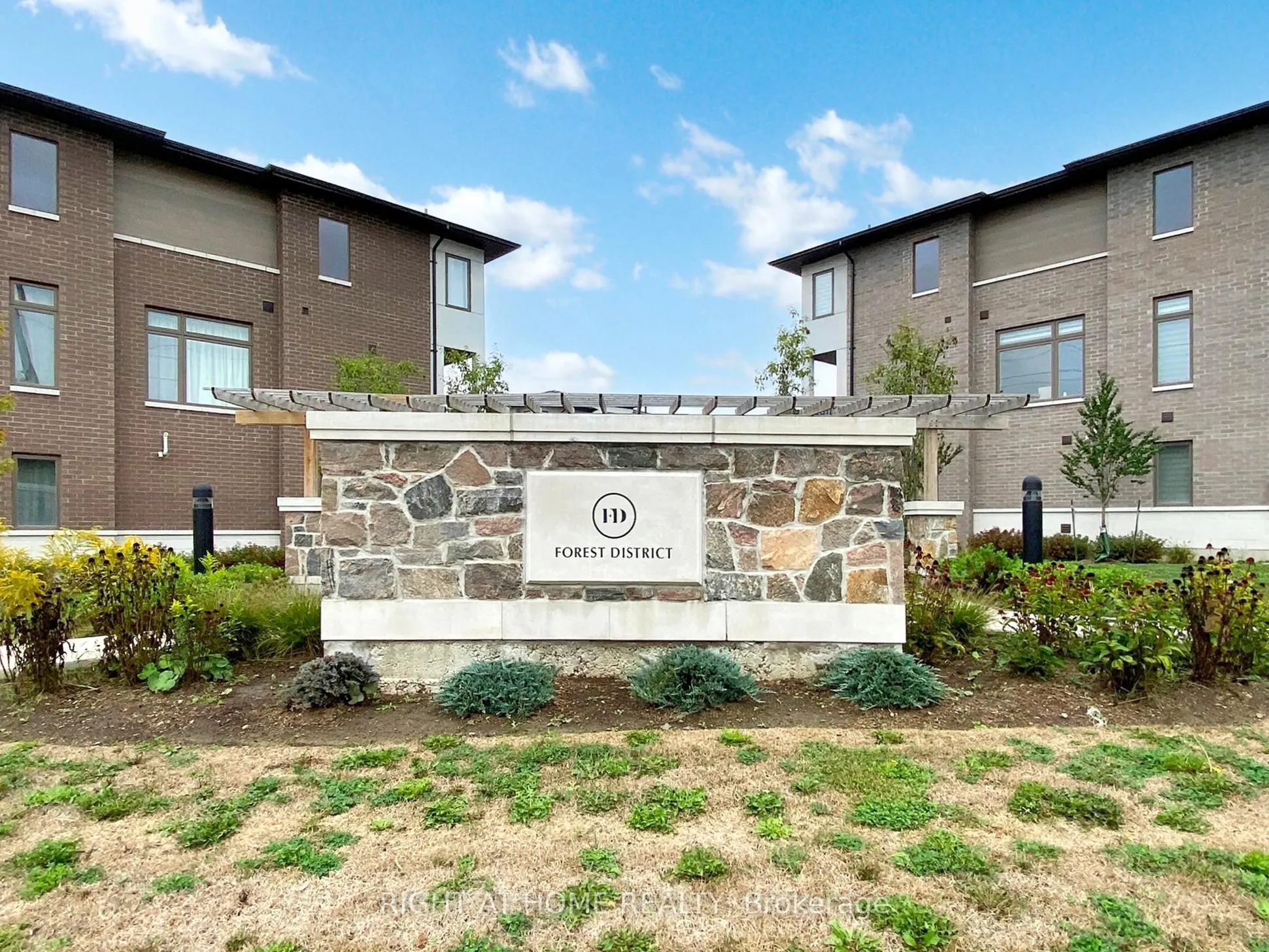 250 Finch Avenue, #204