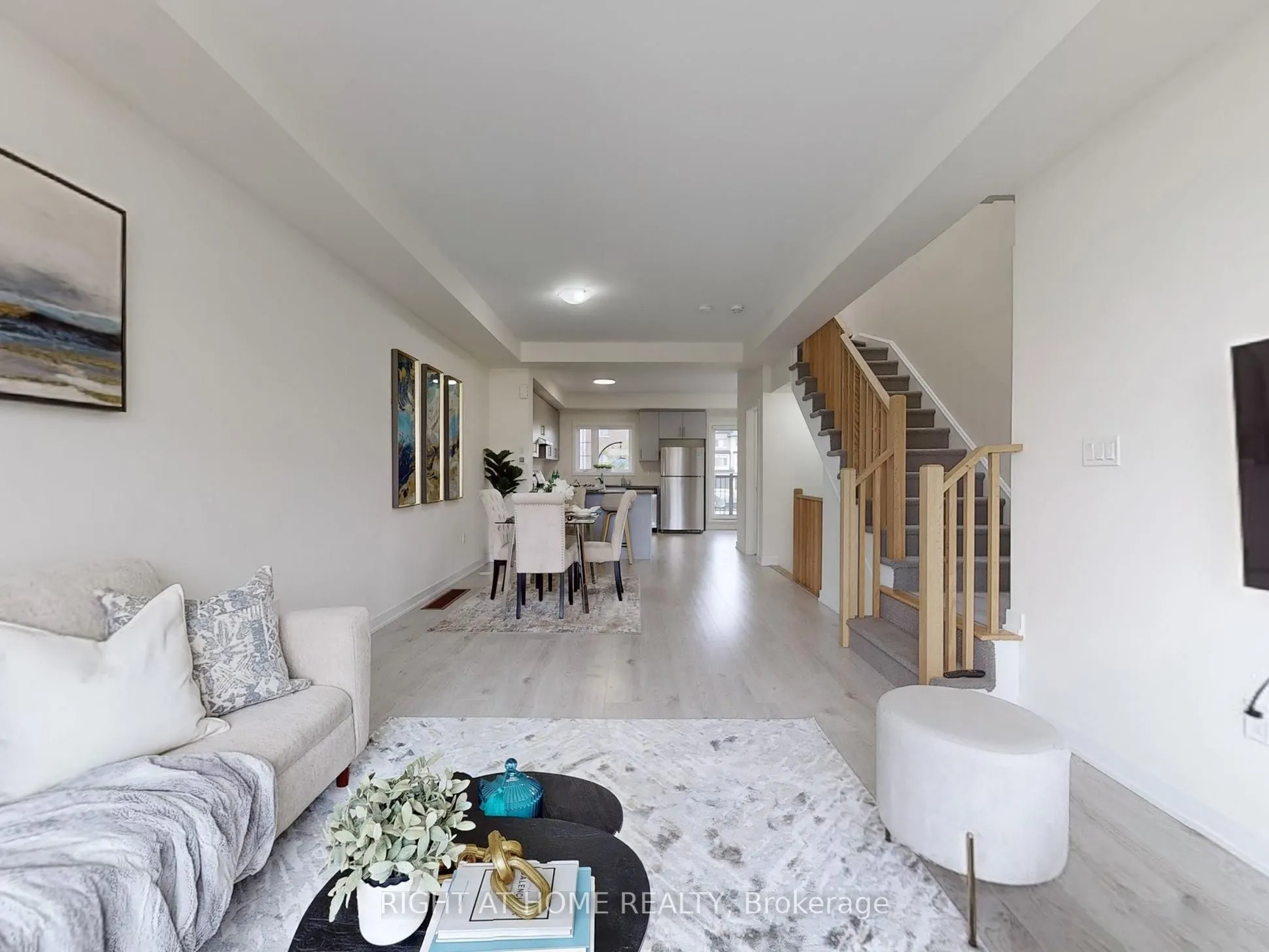 250 Finch Avenue, #204