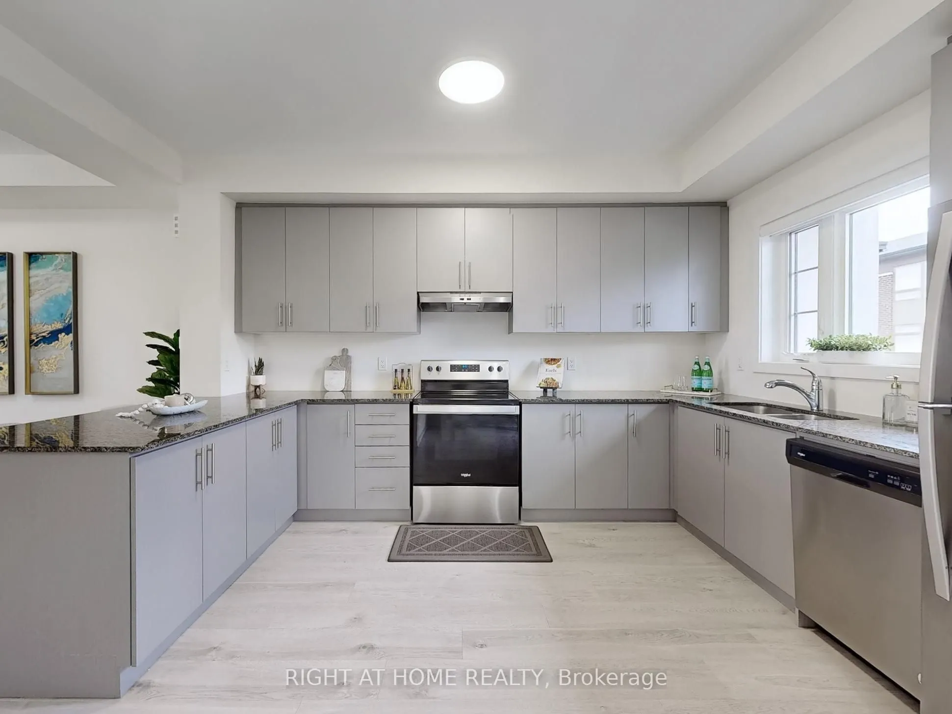 250 Finch Avenue, #204