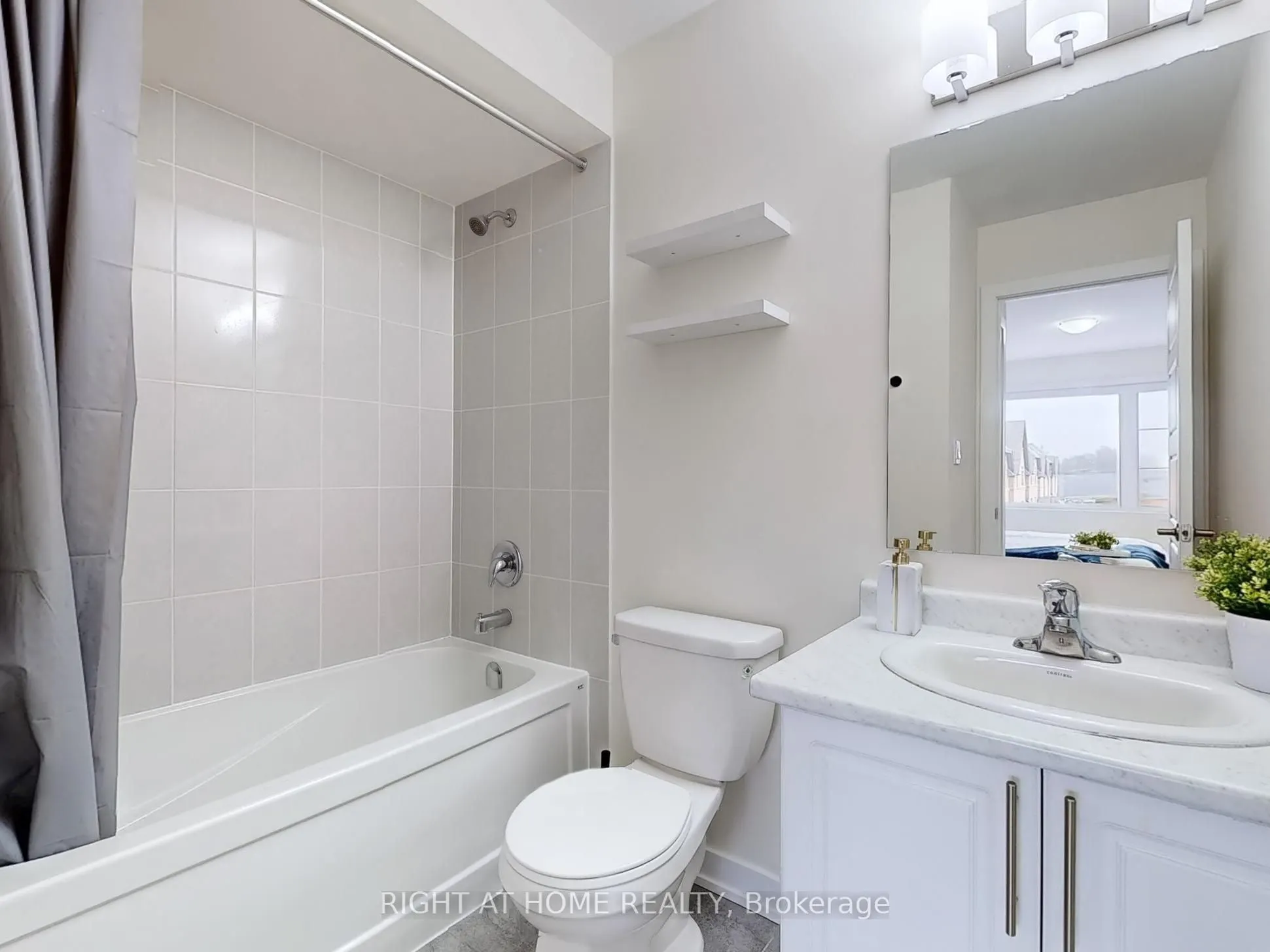 250 Finch Avenue, #204