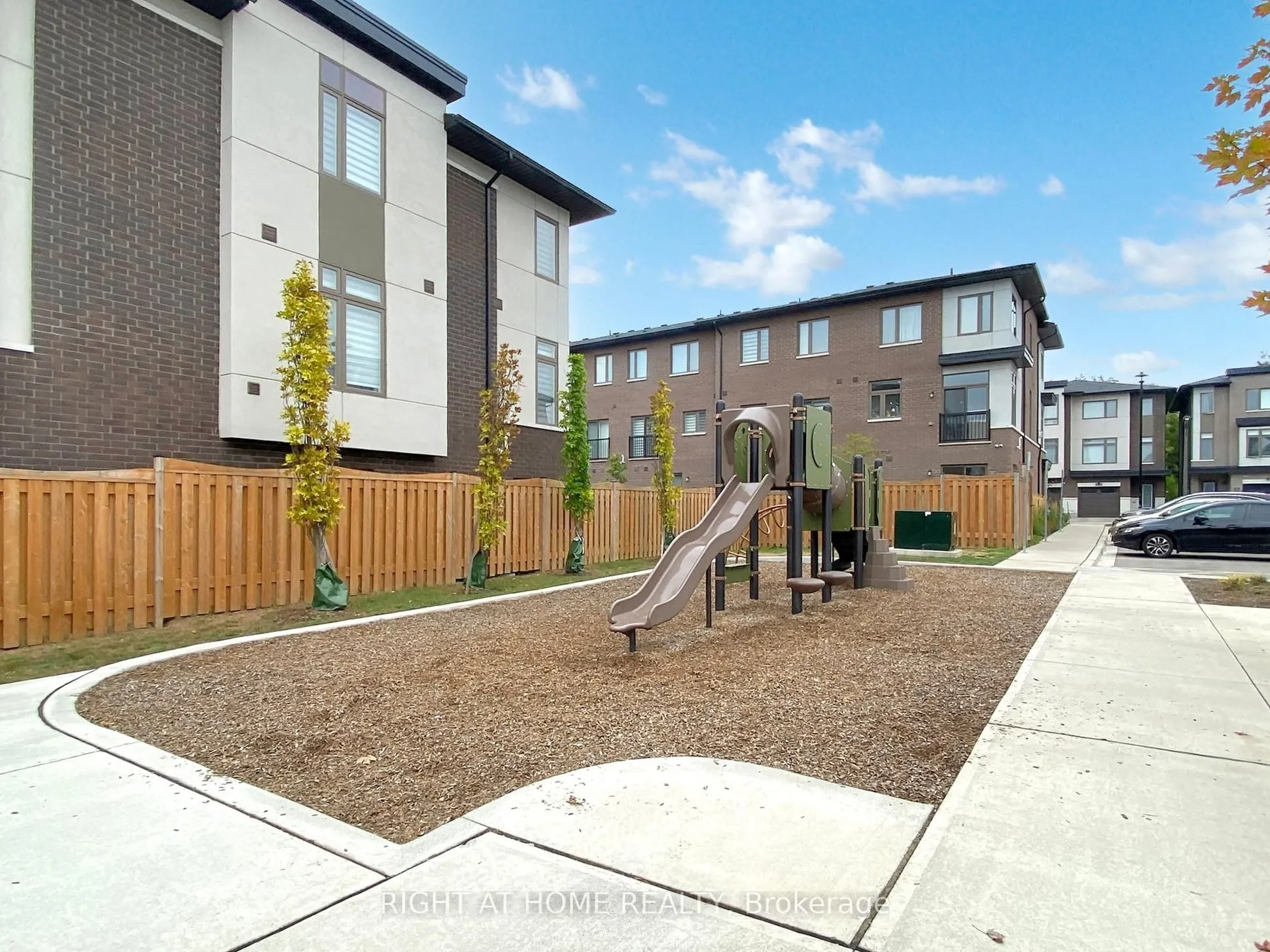 250 Finch Avenue, #204