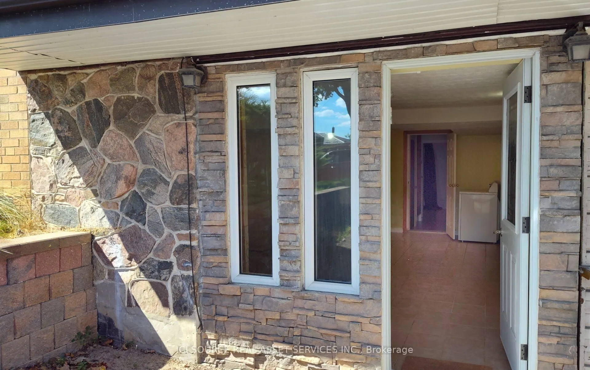 84 Marilake Drive, #Lower
