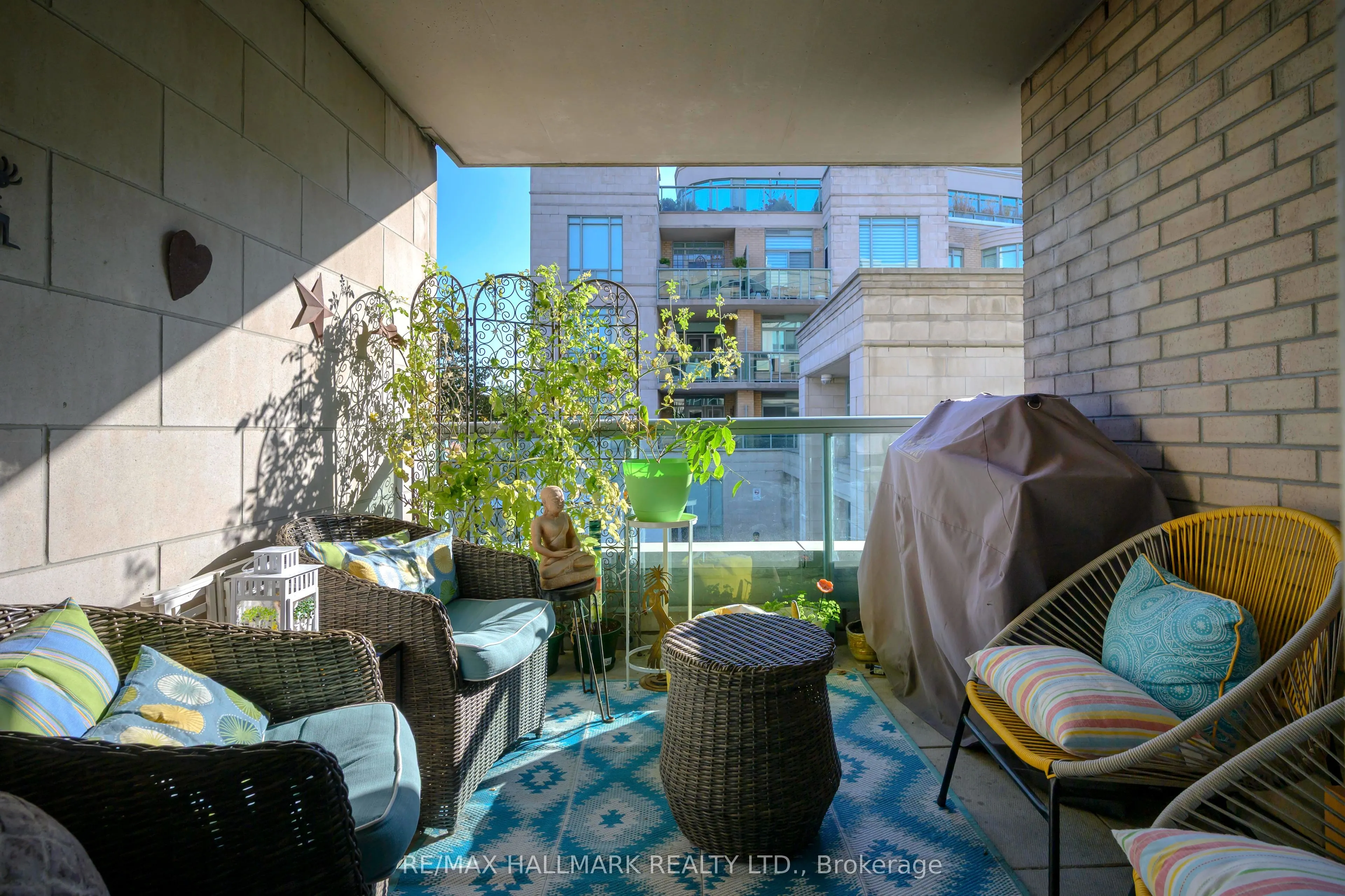 35 Boardwalk Drive, #222