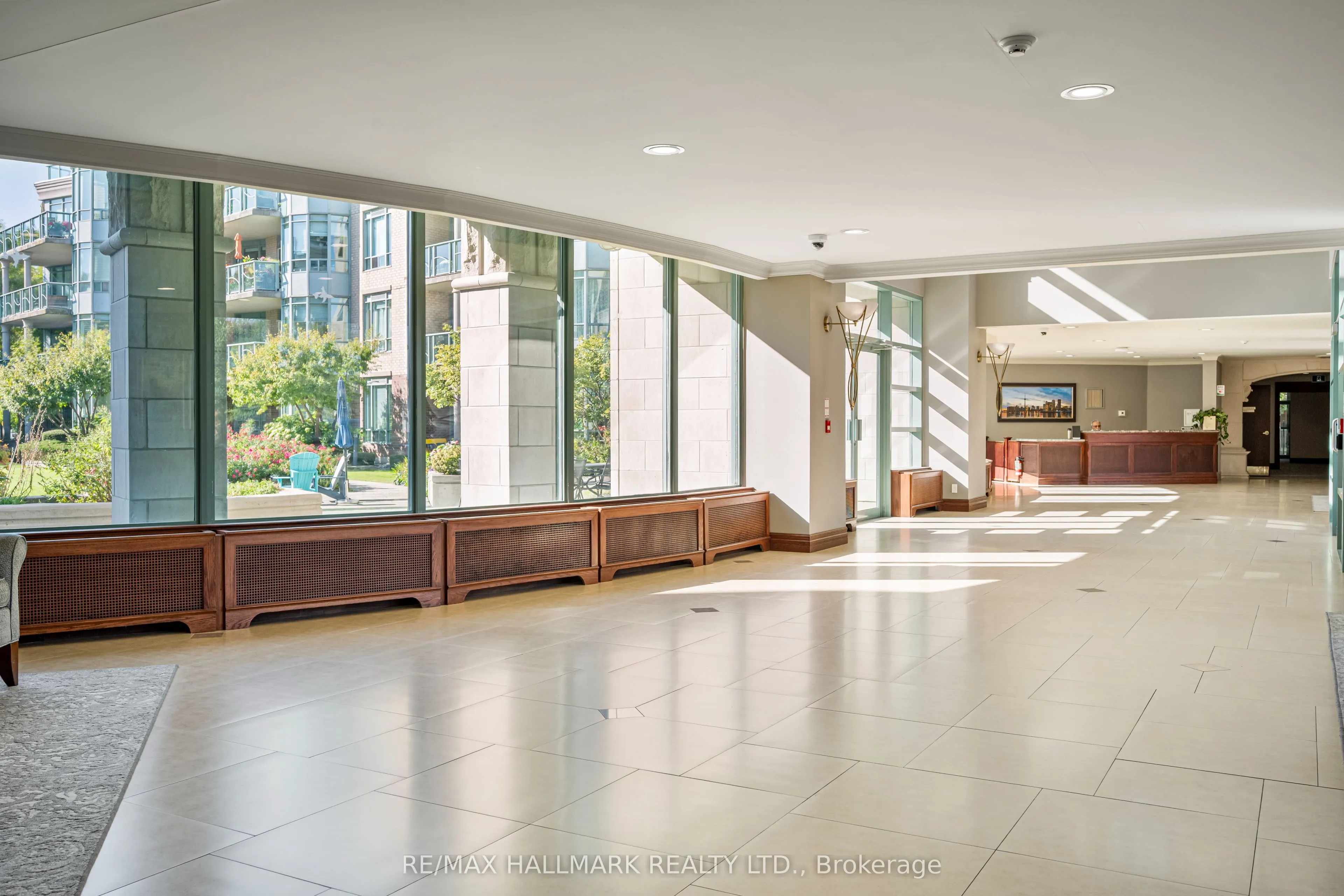35 Boardwalk Drive, #222