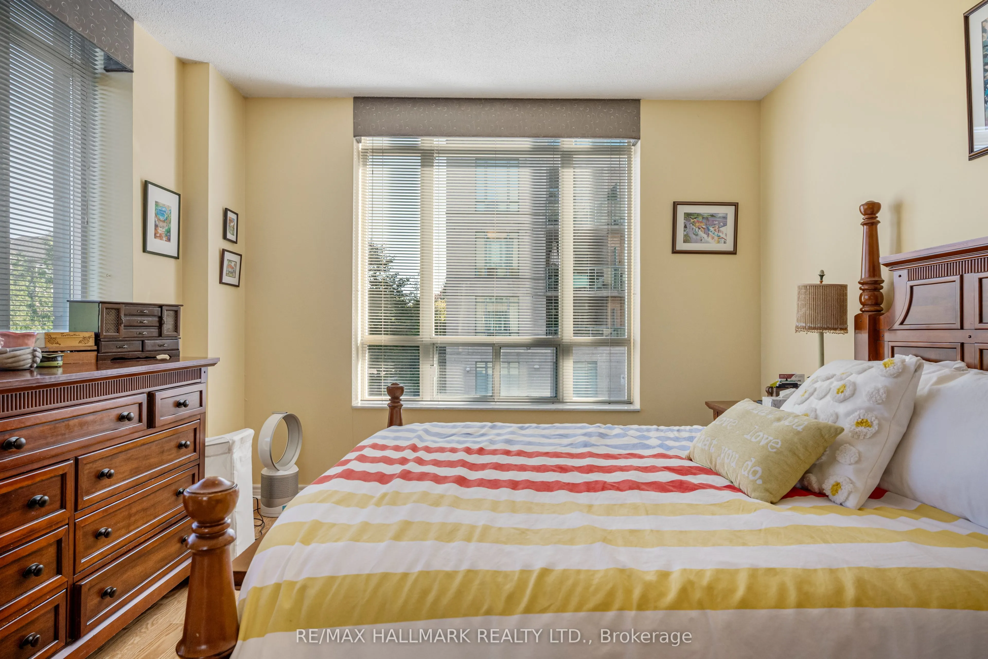 35 Boardwalk Drive, #222