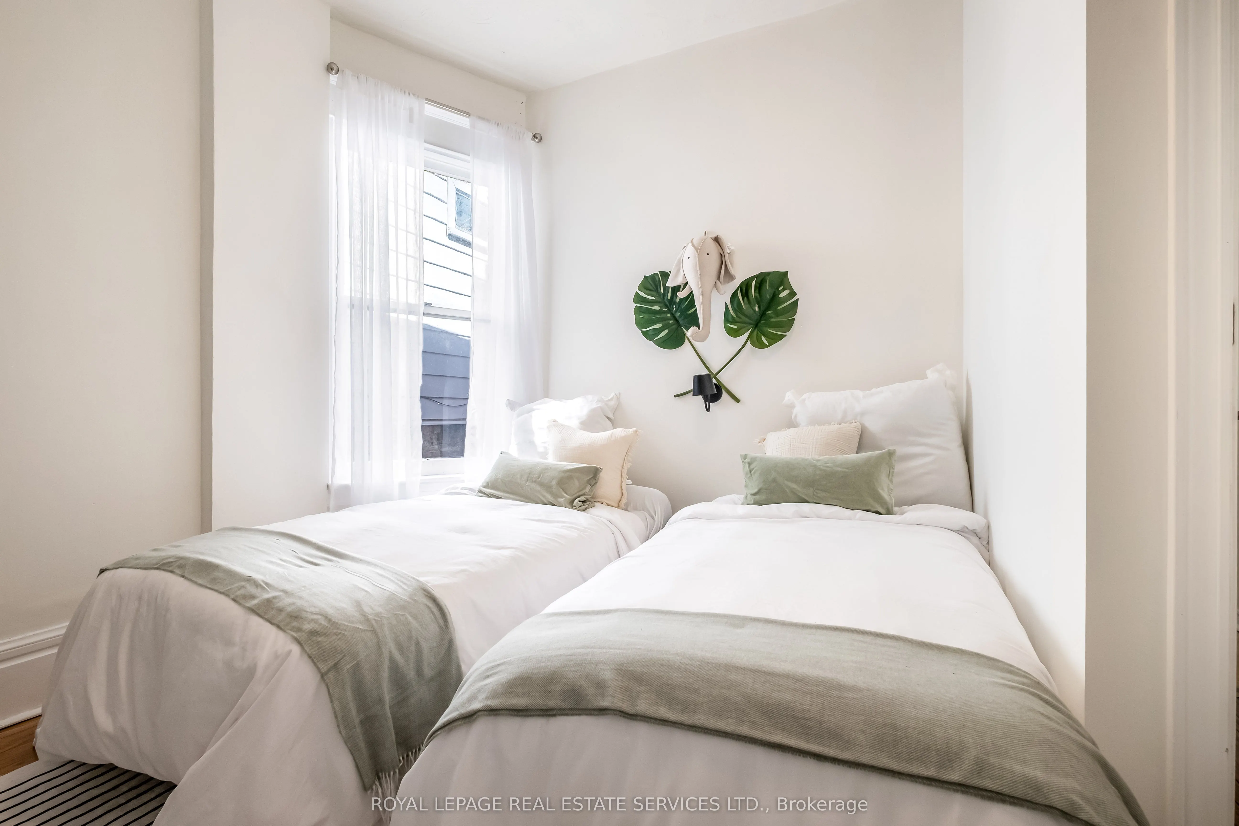 65 Drayton Avenue