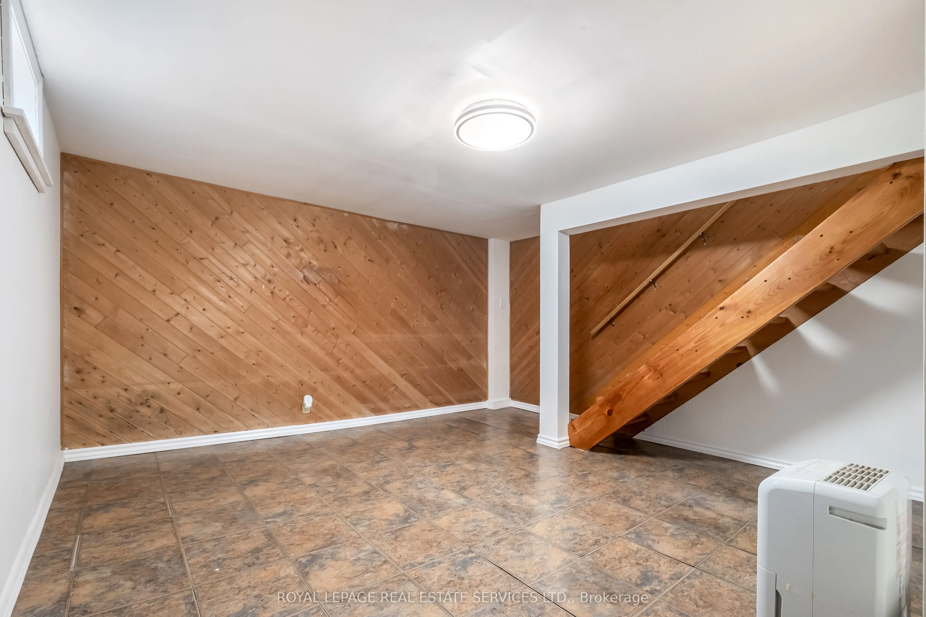 65 Drayton Avenue