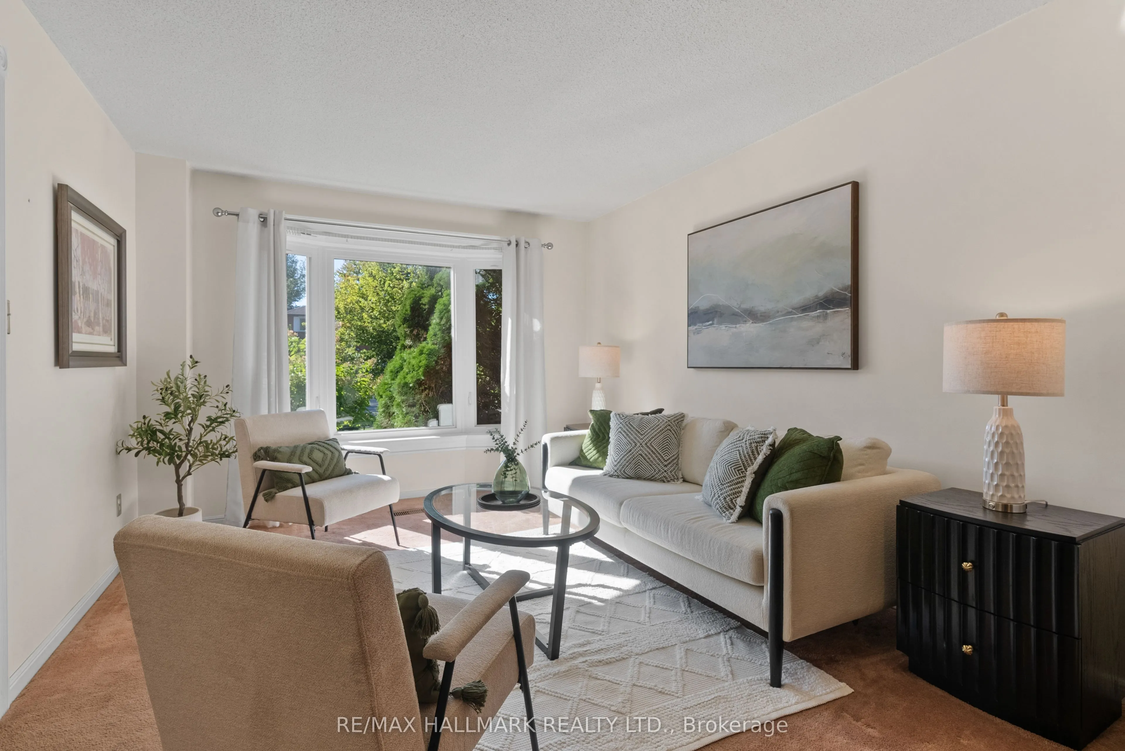 15 Emcarr Drive