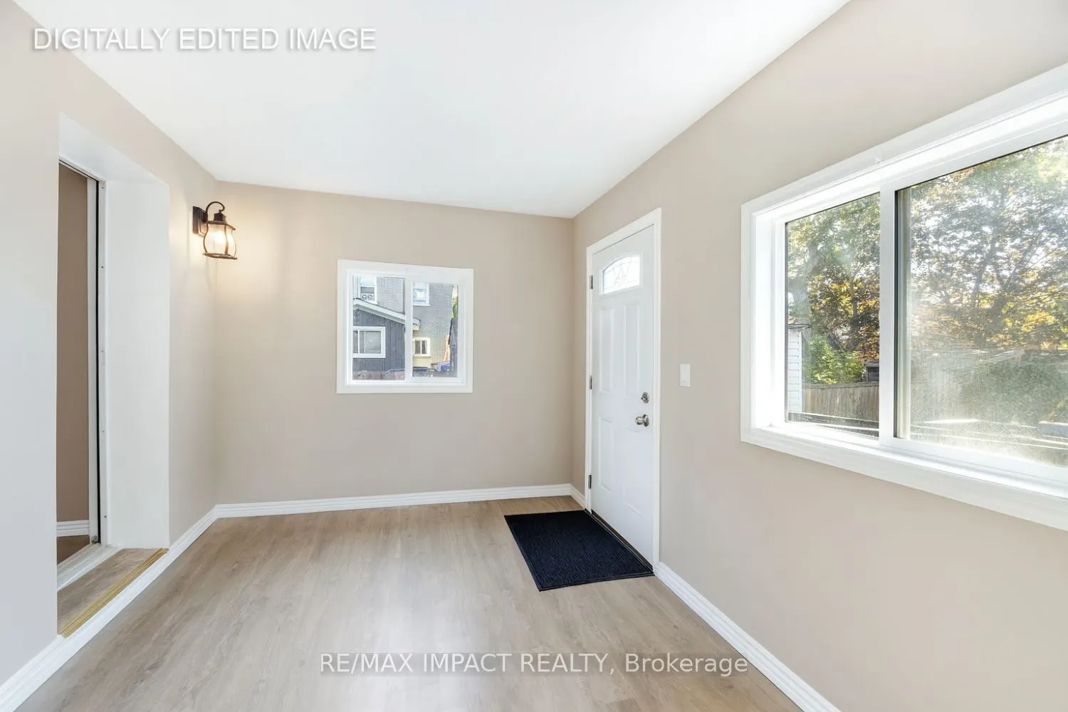 255 Arthur Street E
