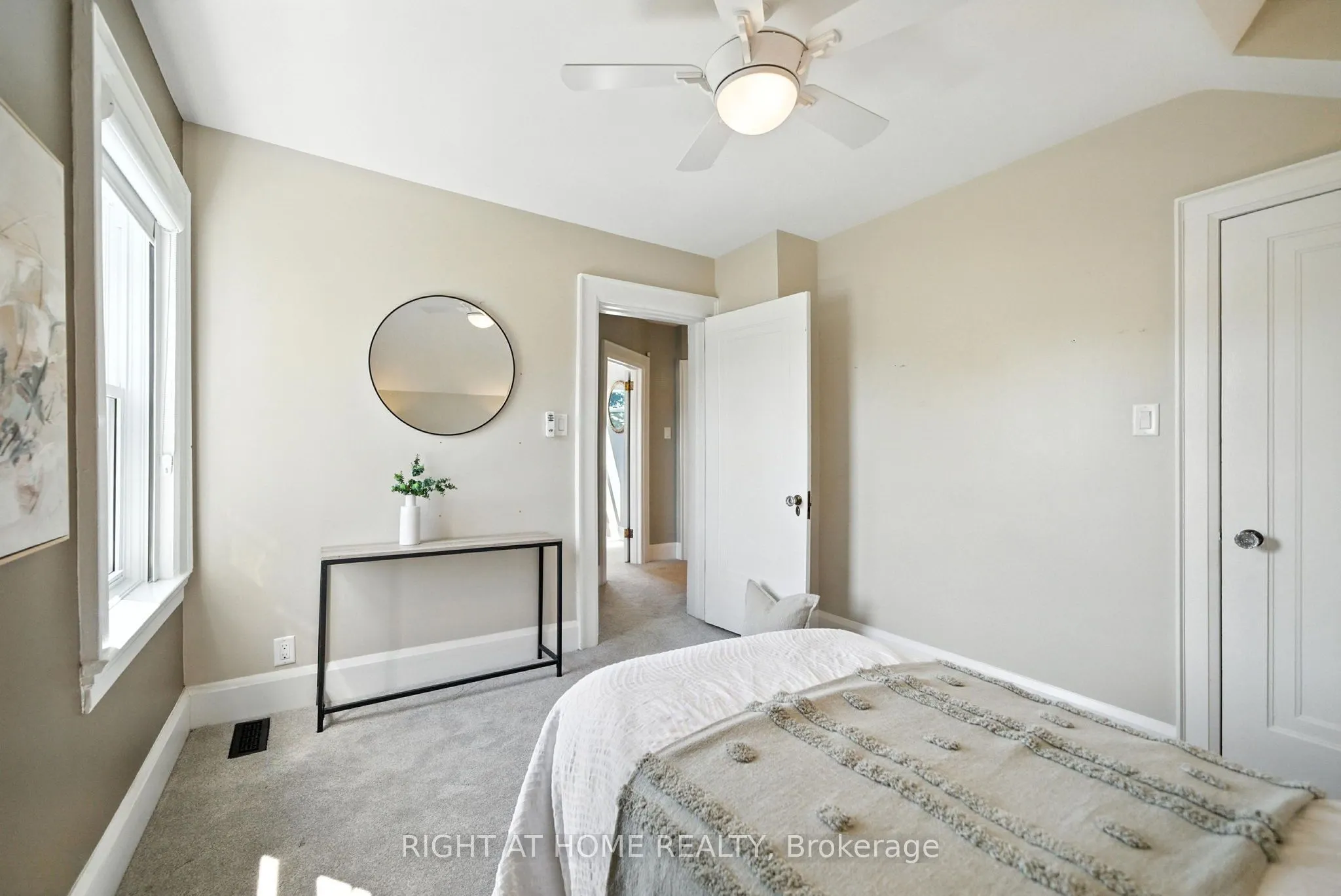 675 Myrtle Road W