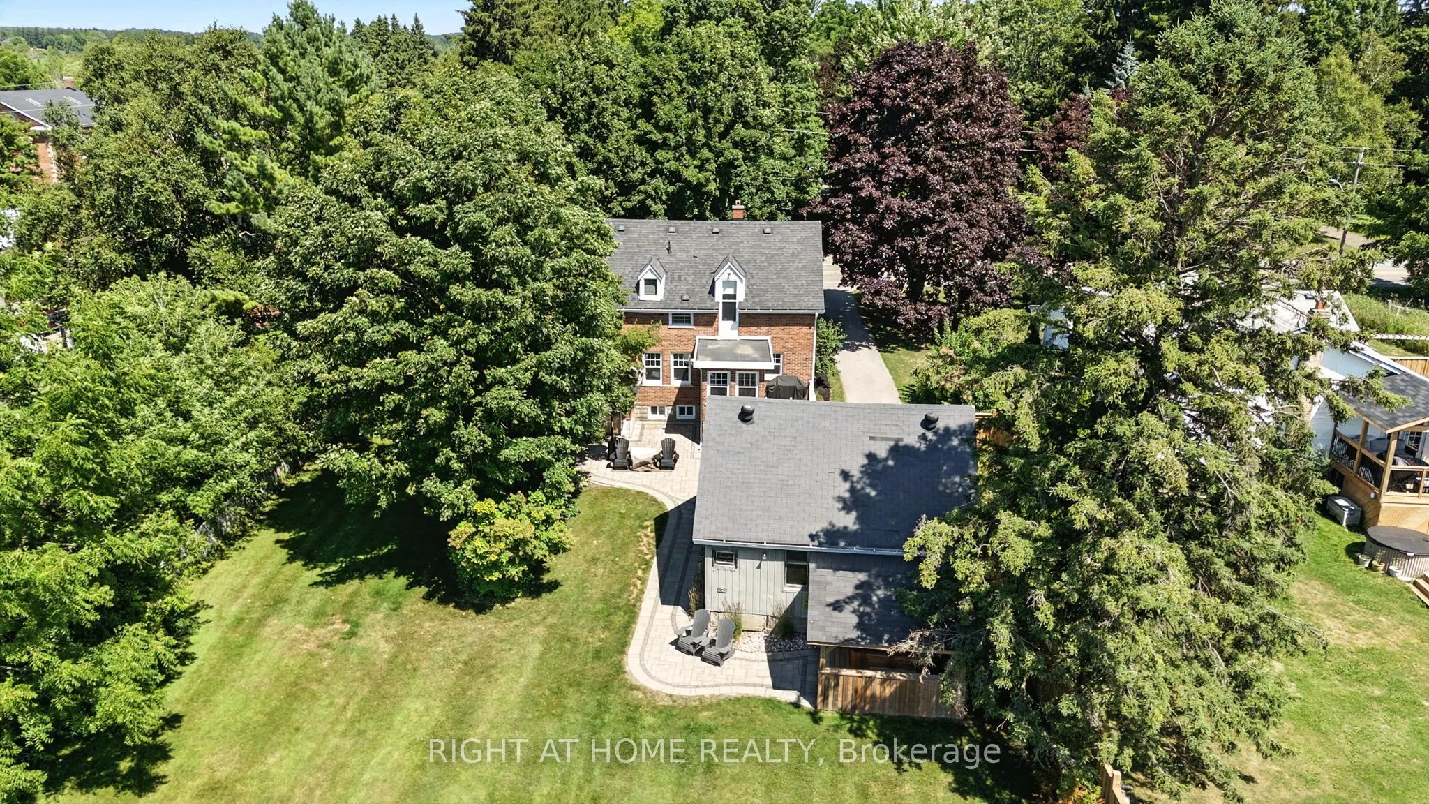 675 Myrtle Road W