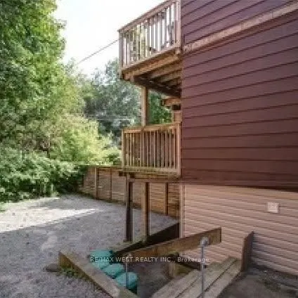 531 Woodbine Avenue, #Lower Unit
