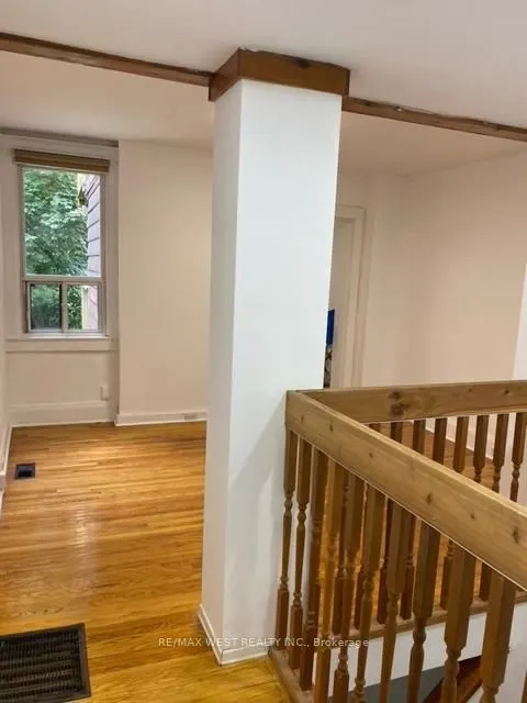 531 Woodbine Avenue, #Lower Unit