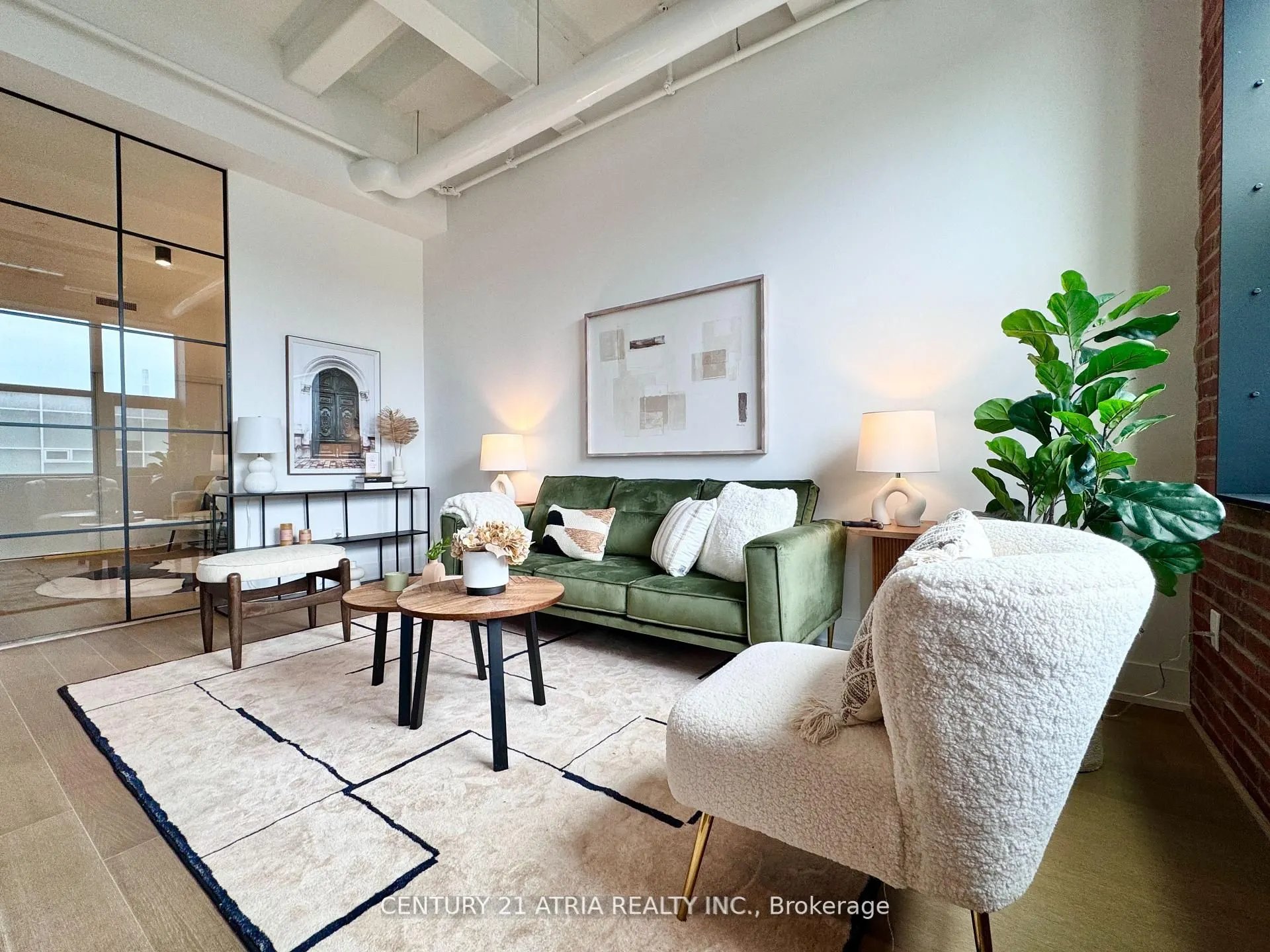 150 Logan Avenue, #505