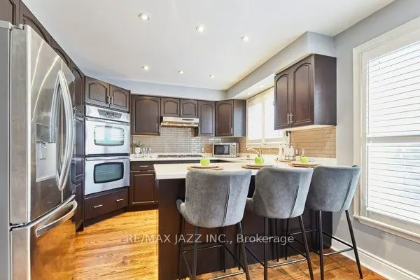 783 Pebble Court