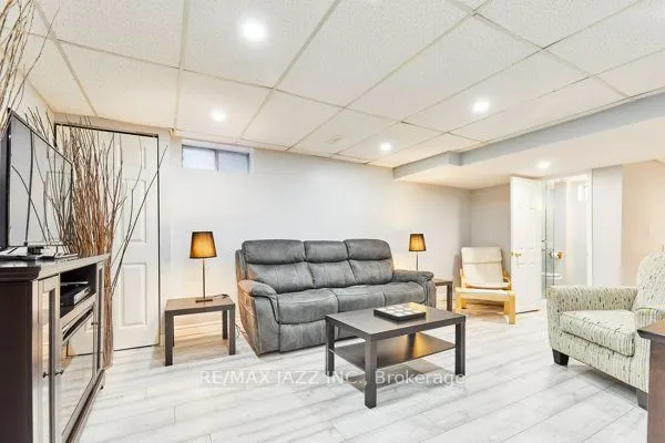 783 Pebble Court