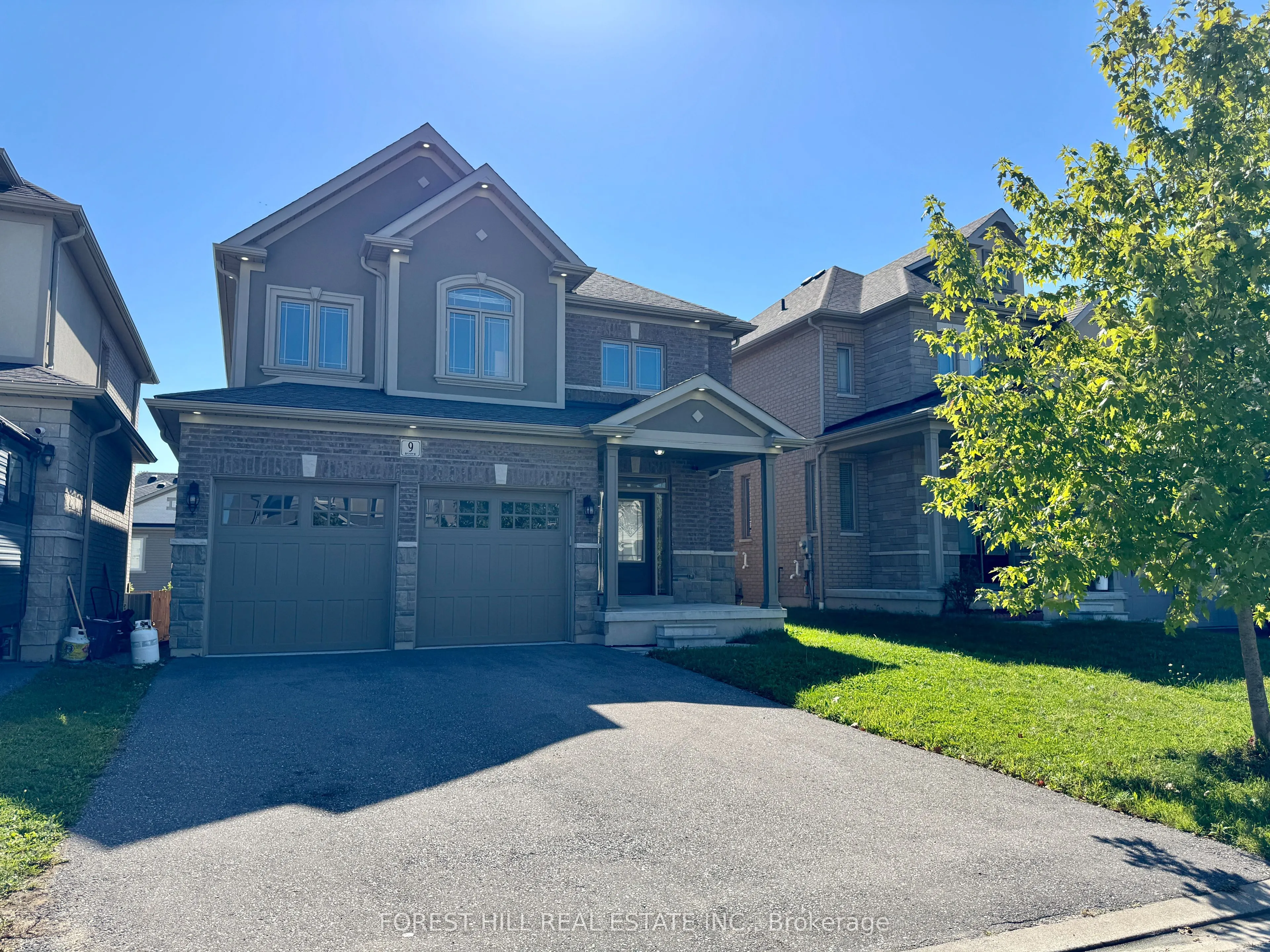 9 Savanna Court