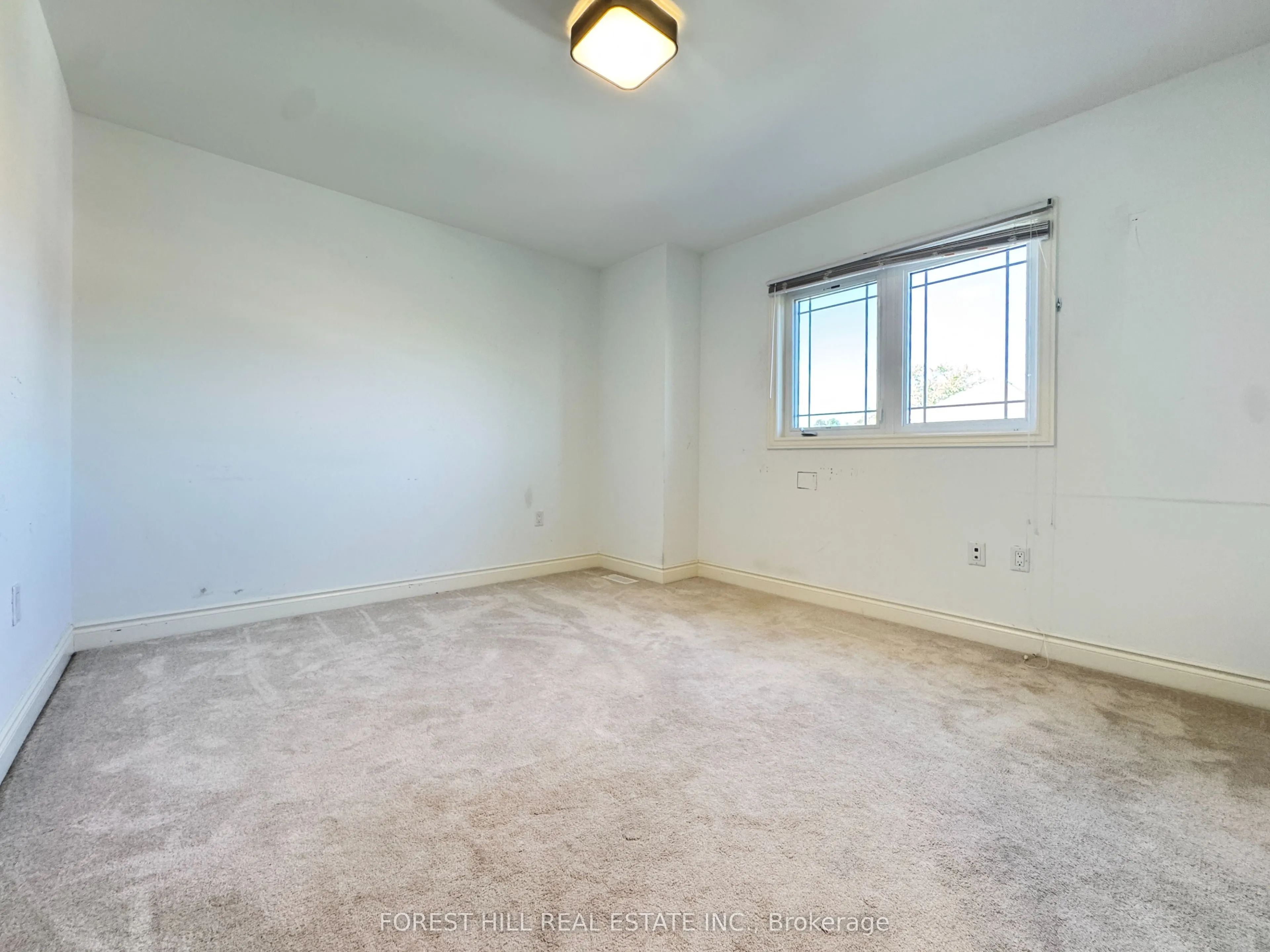 9 Savanna Court