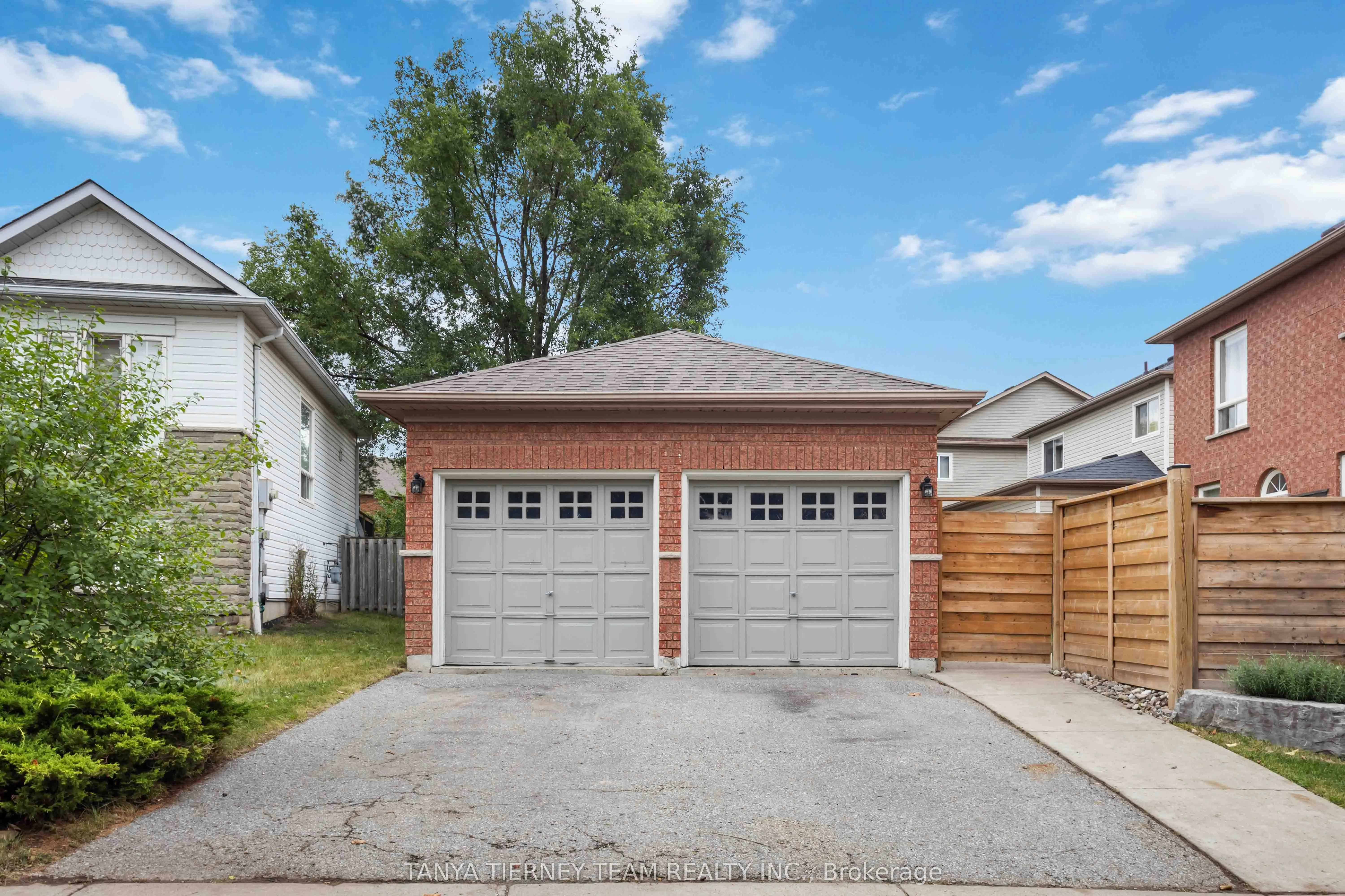 14 Amanda Avenue