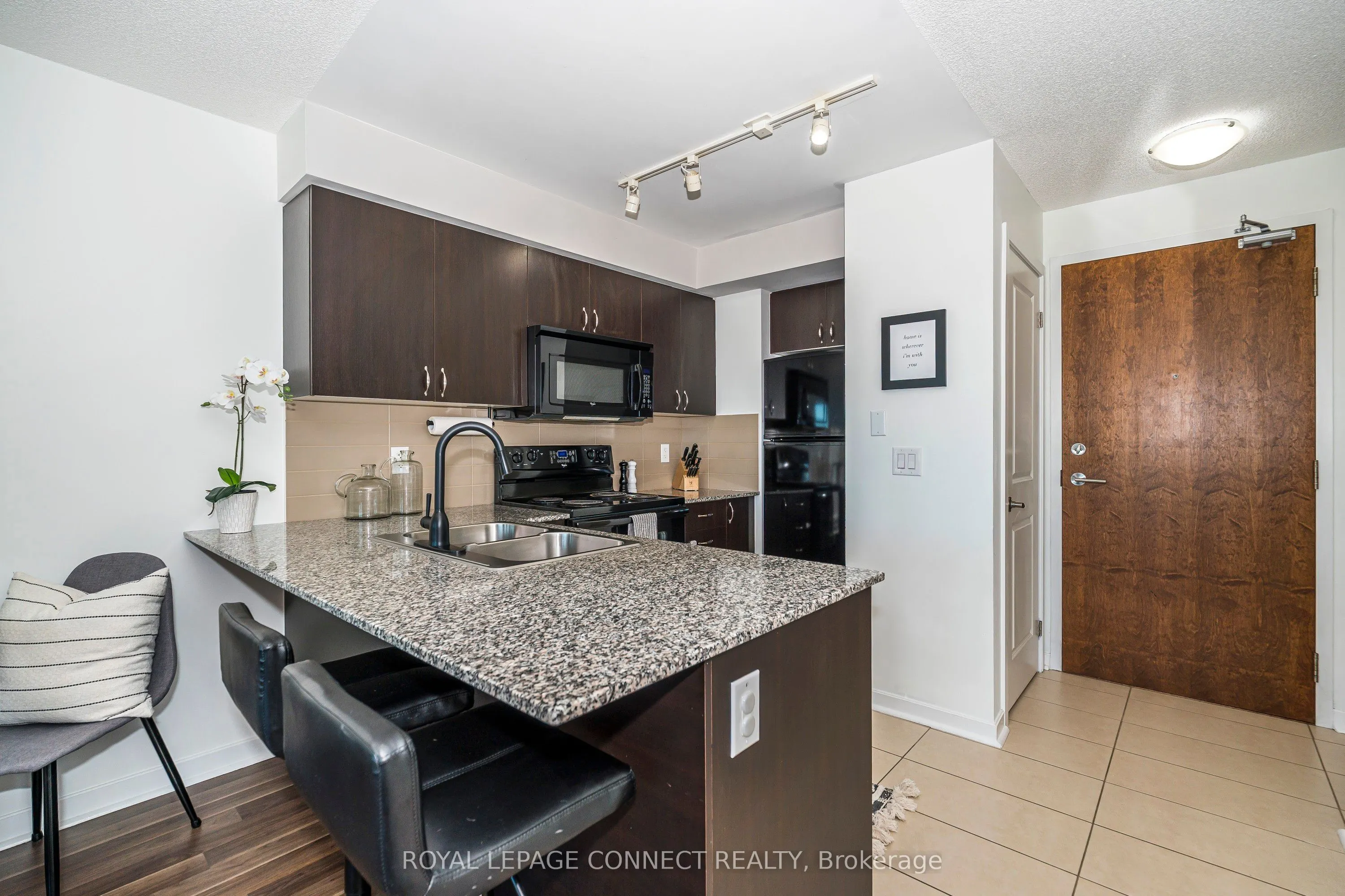 1235 Bayly Street, #1204