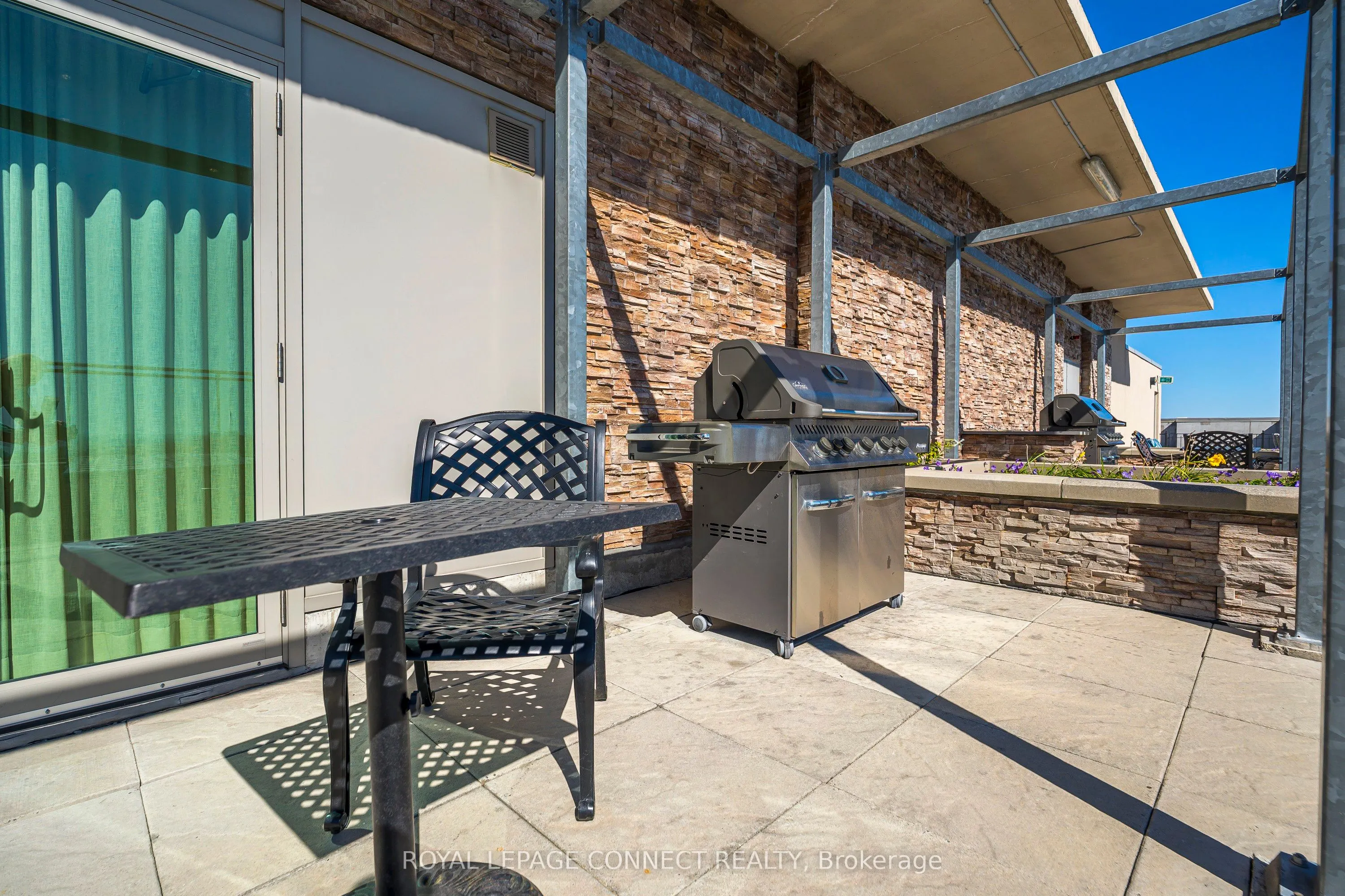1235 Bayly Street, #1204