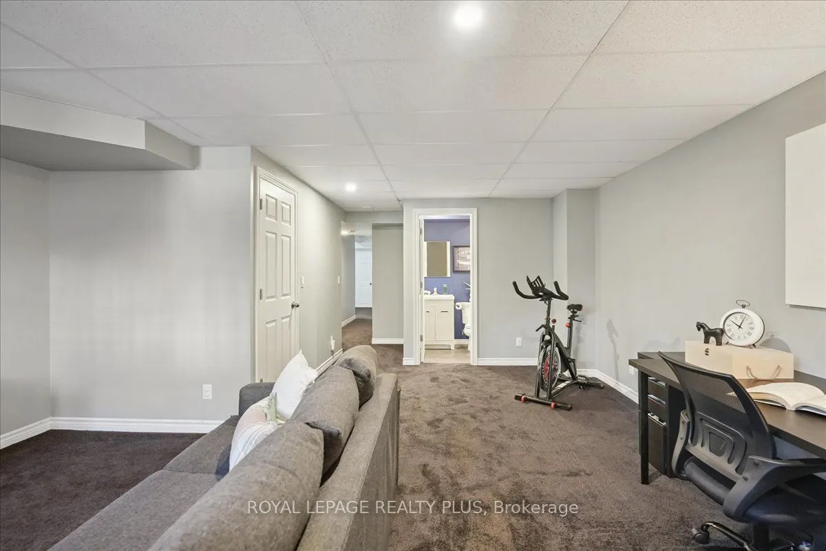 28 Aldonschool Court