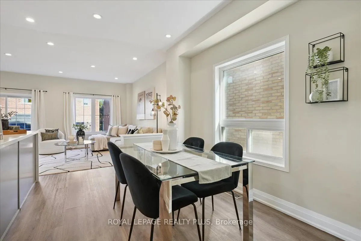28 Aldonschool Court