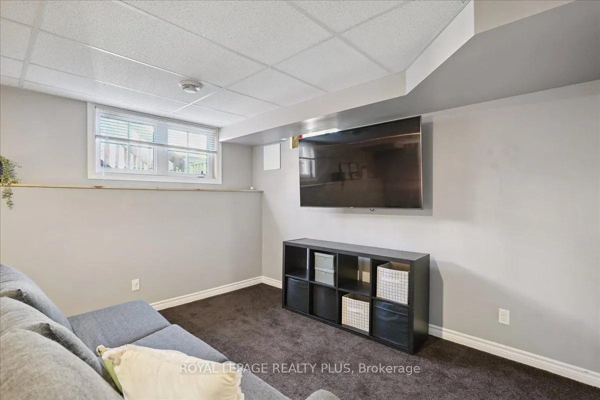 28 Aldonschool Court