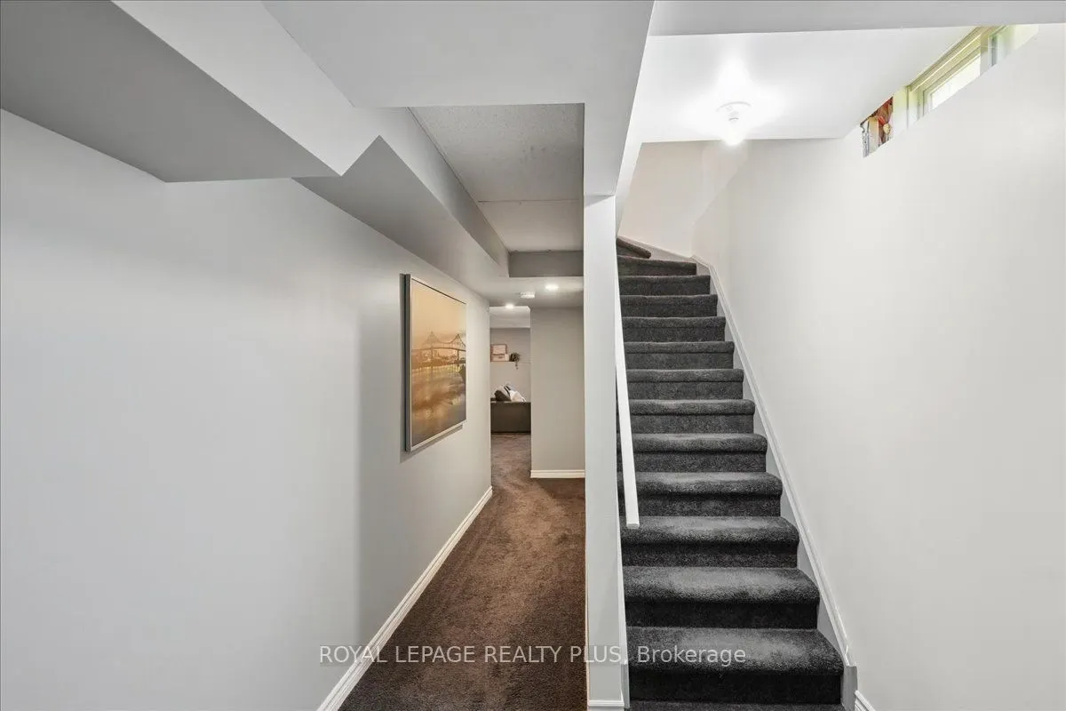 28 Aldonschool Court