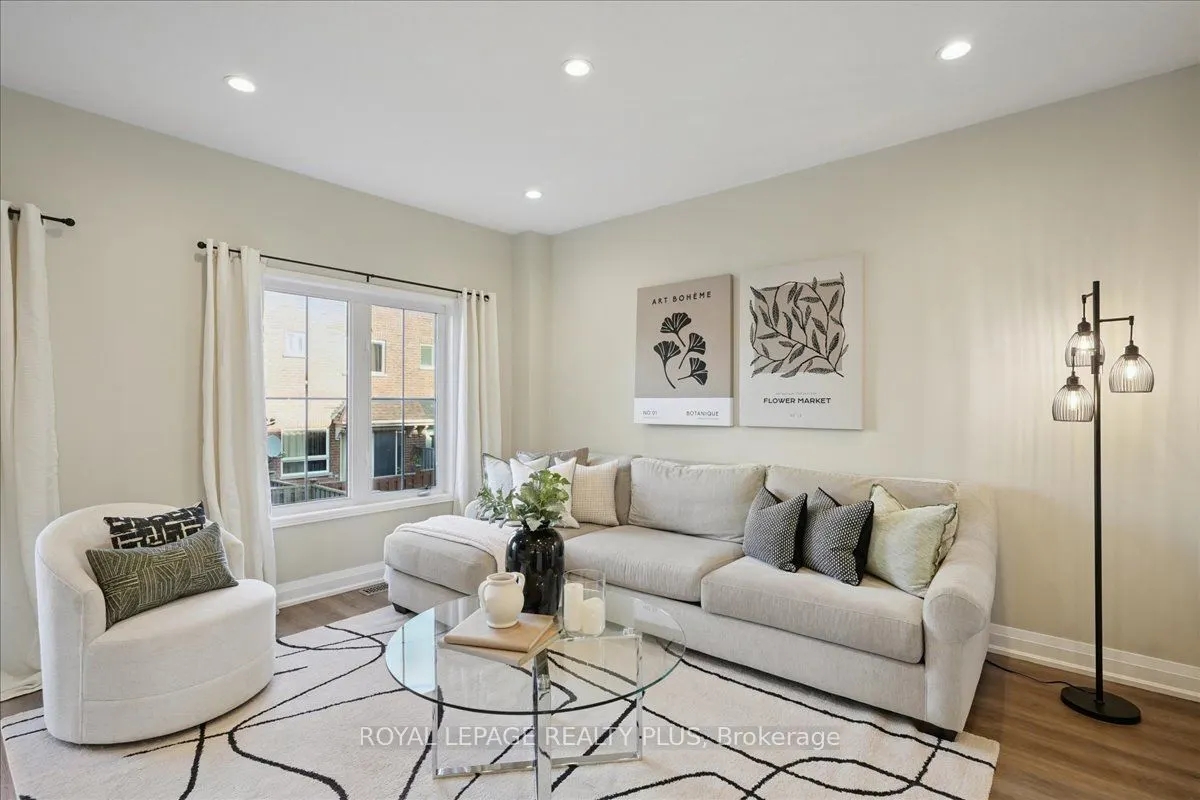 28 Aldonschool Court