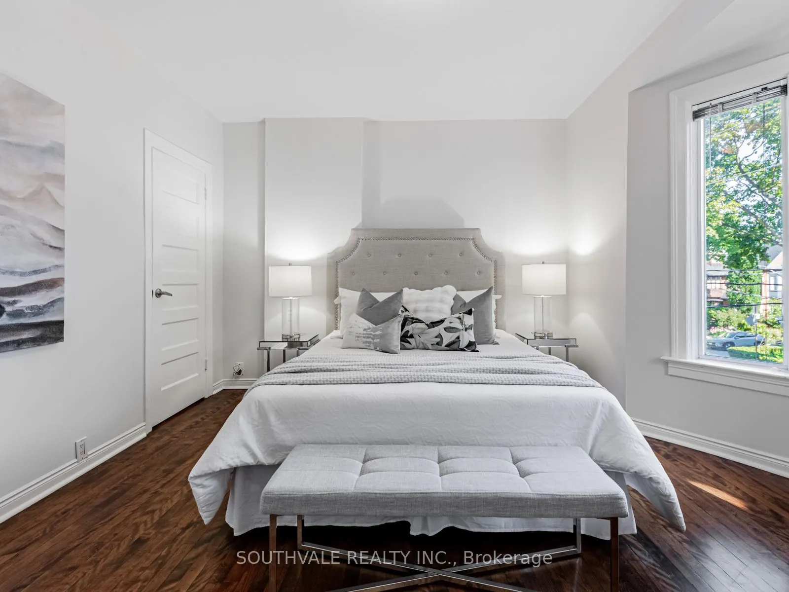 104 Dearbourne Avenue