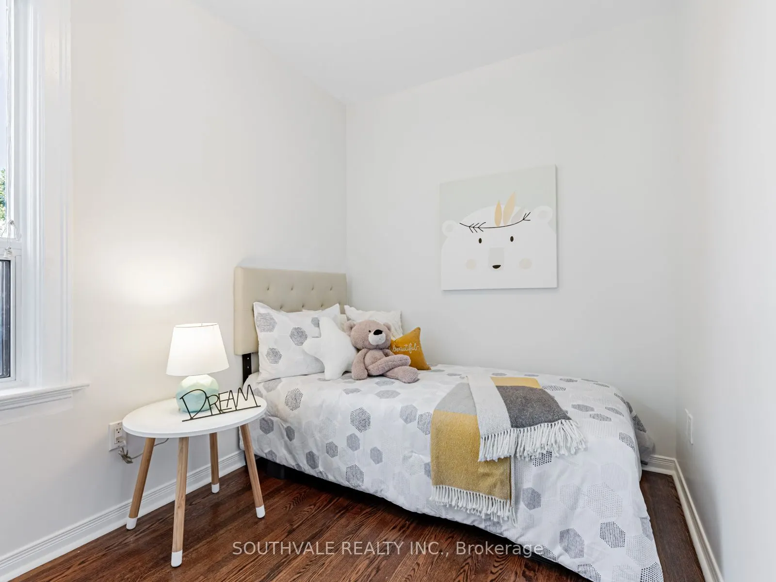 104 Dearbourne Avenue