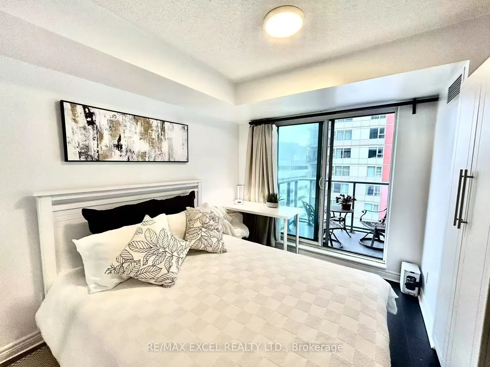 50 Town Centre Court, #1009