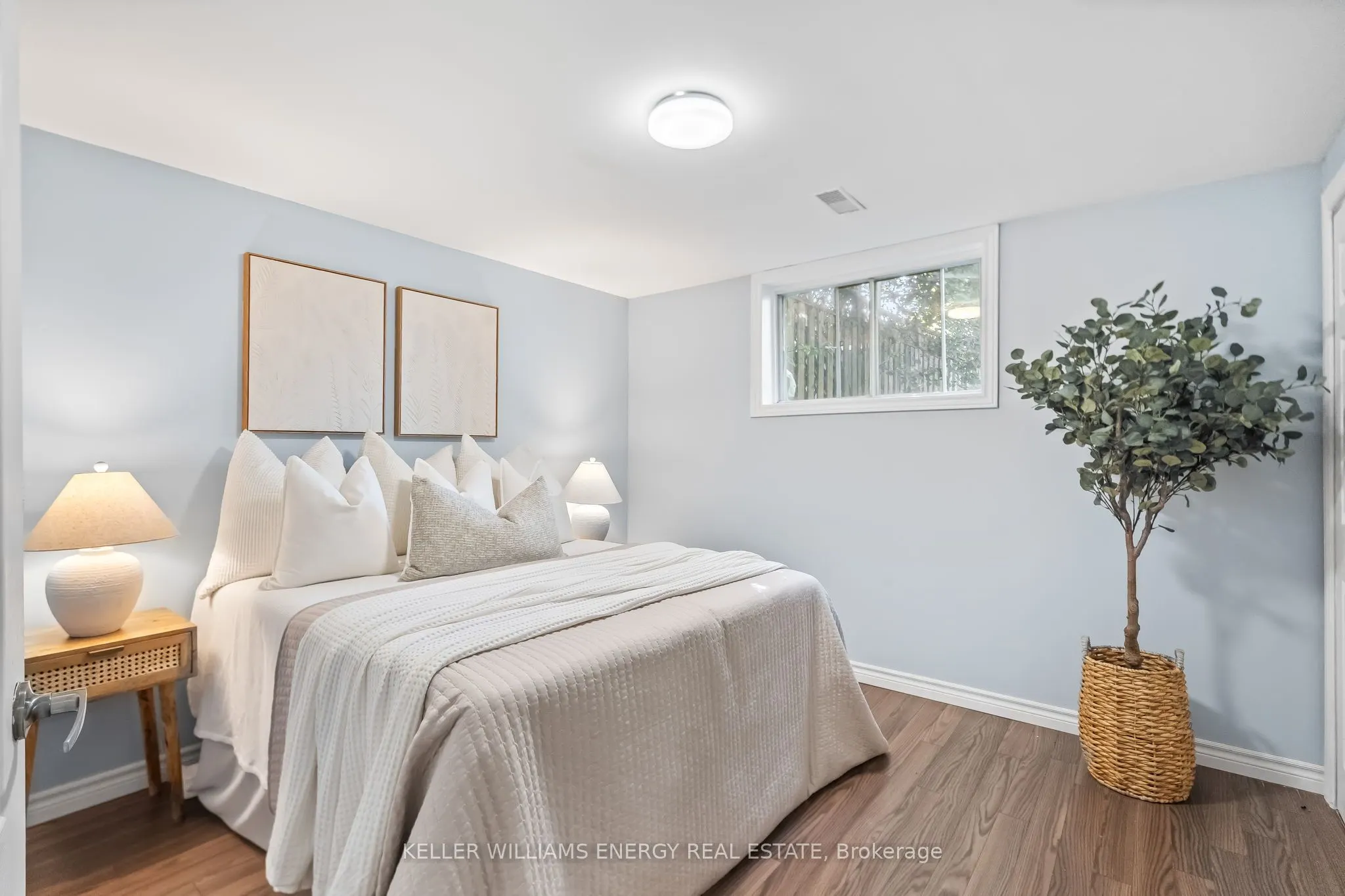 6 Fairbairn Court
