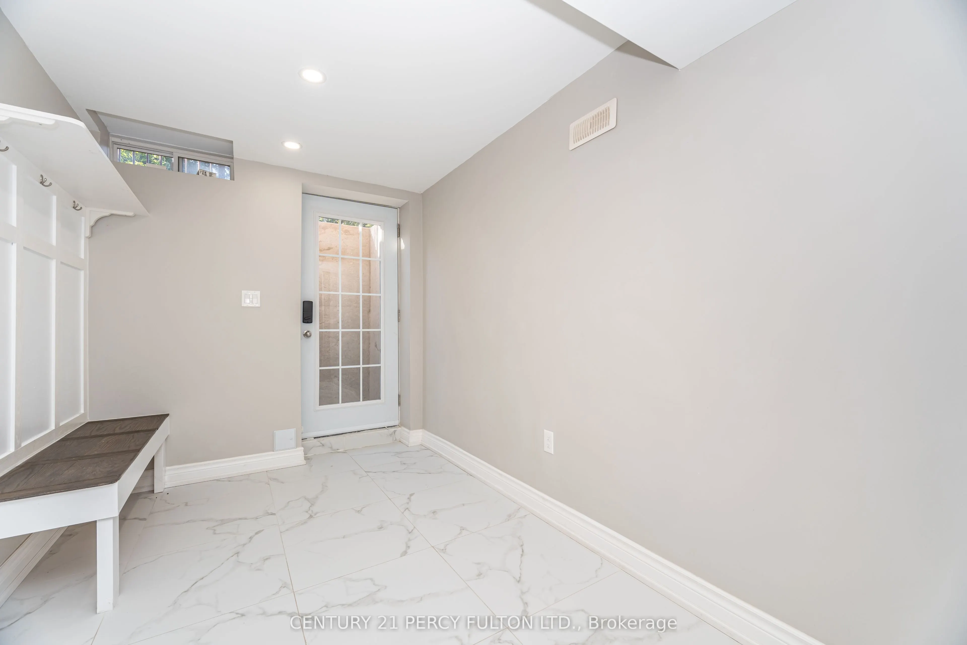 35 Goodhart Crescent