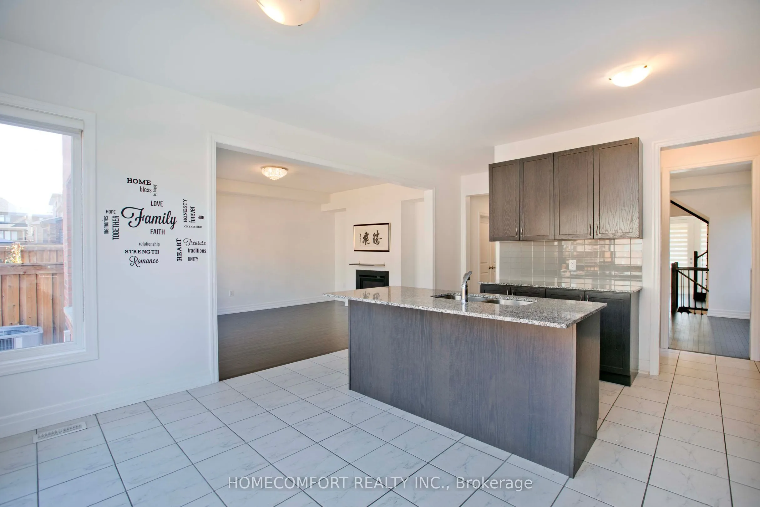 14 St Ives Crescent