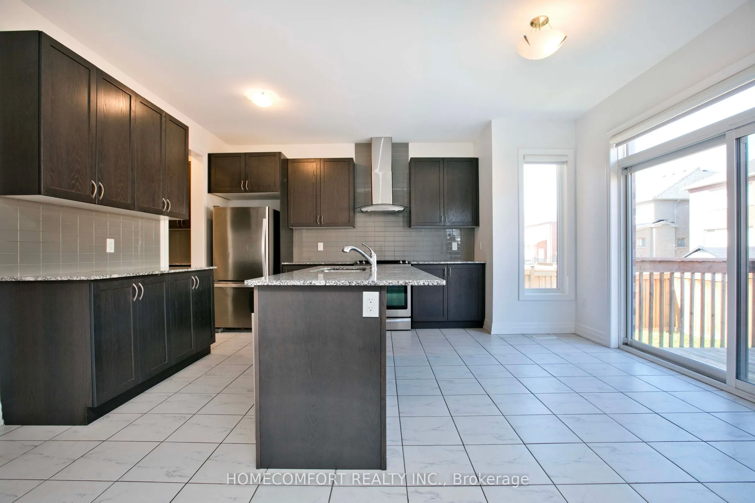 14 St Ives Crescent