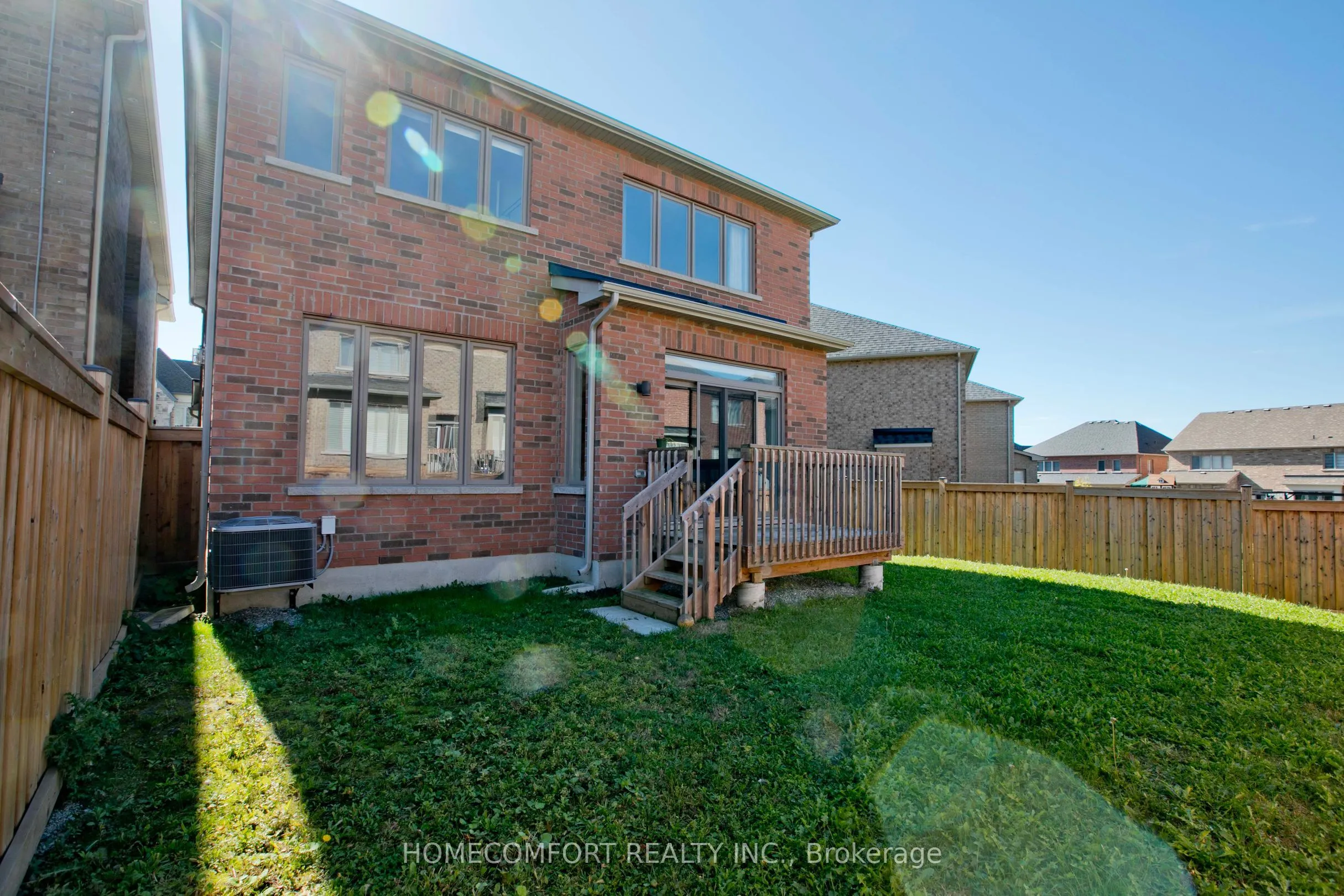 14 St Ives Crescent