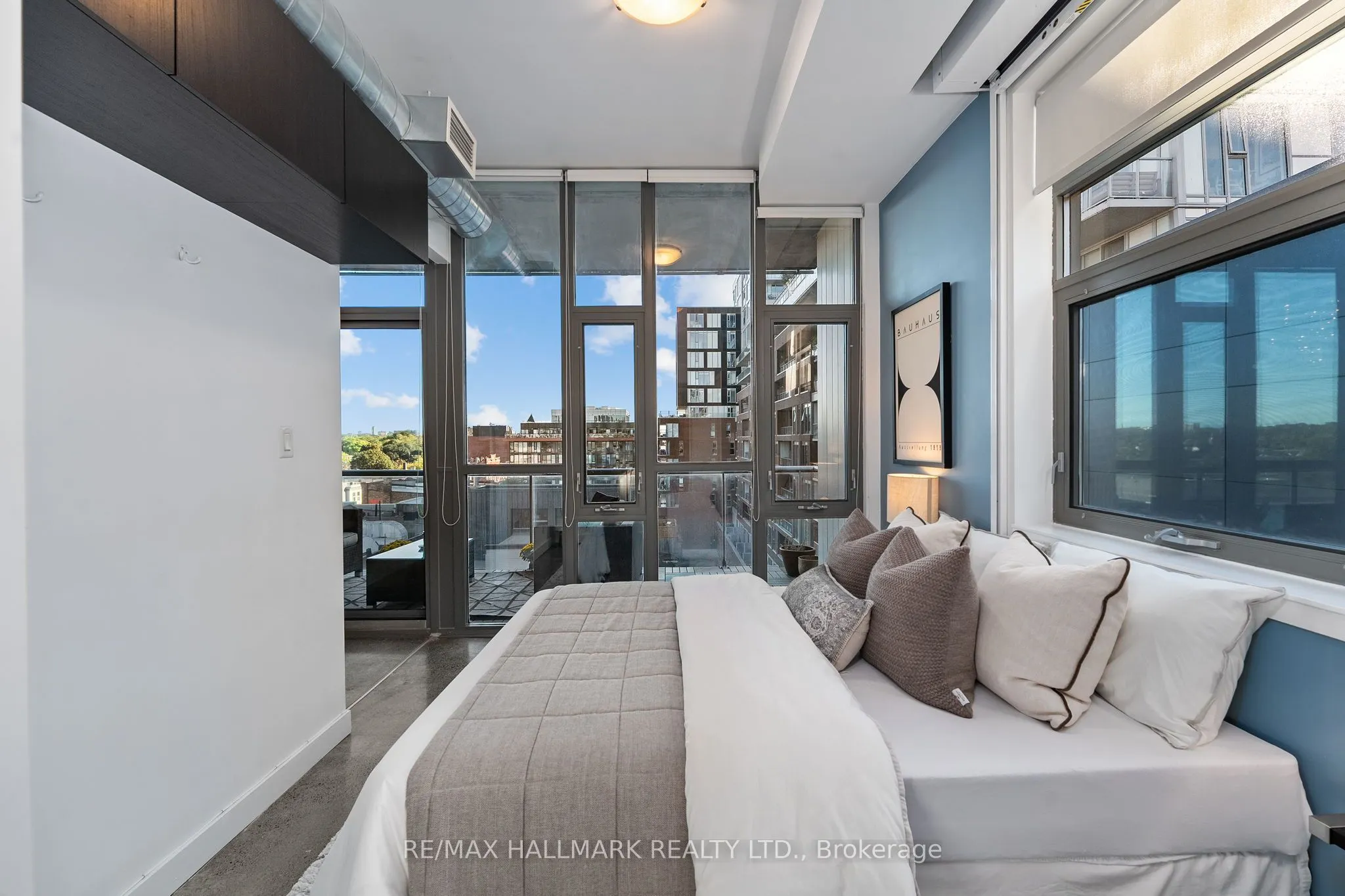 625 Queen Street E, #503