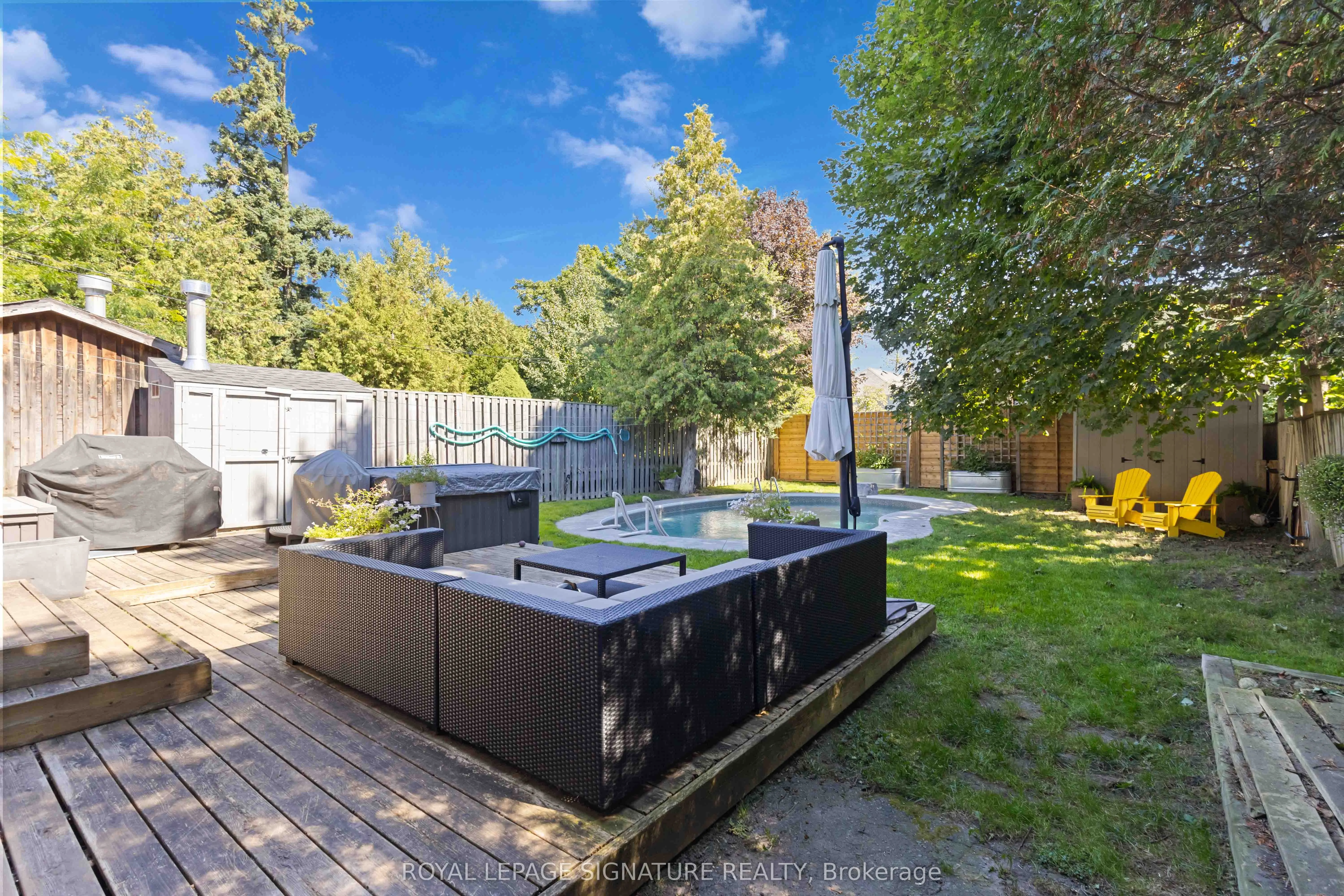 83 Harewood Avenue