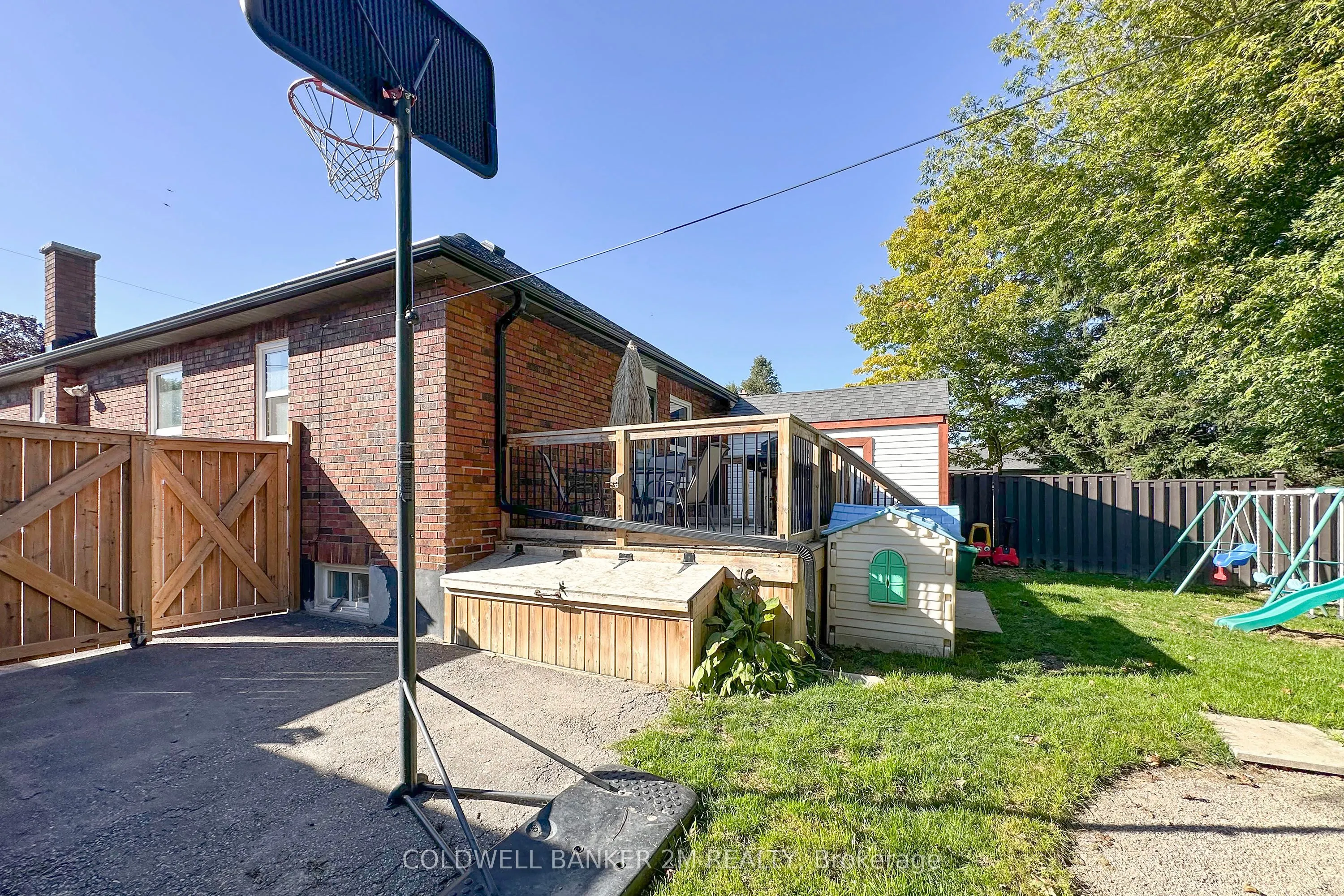 103 Oakes Avenue