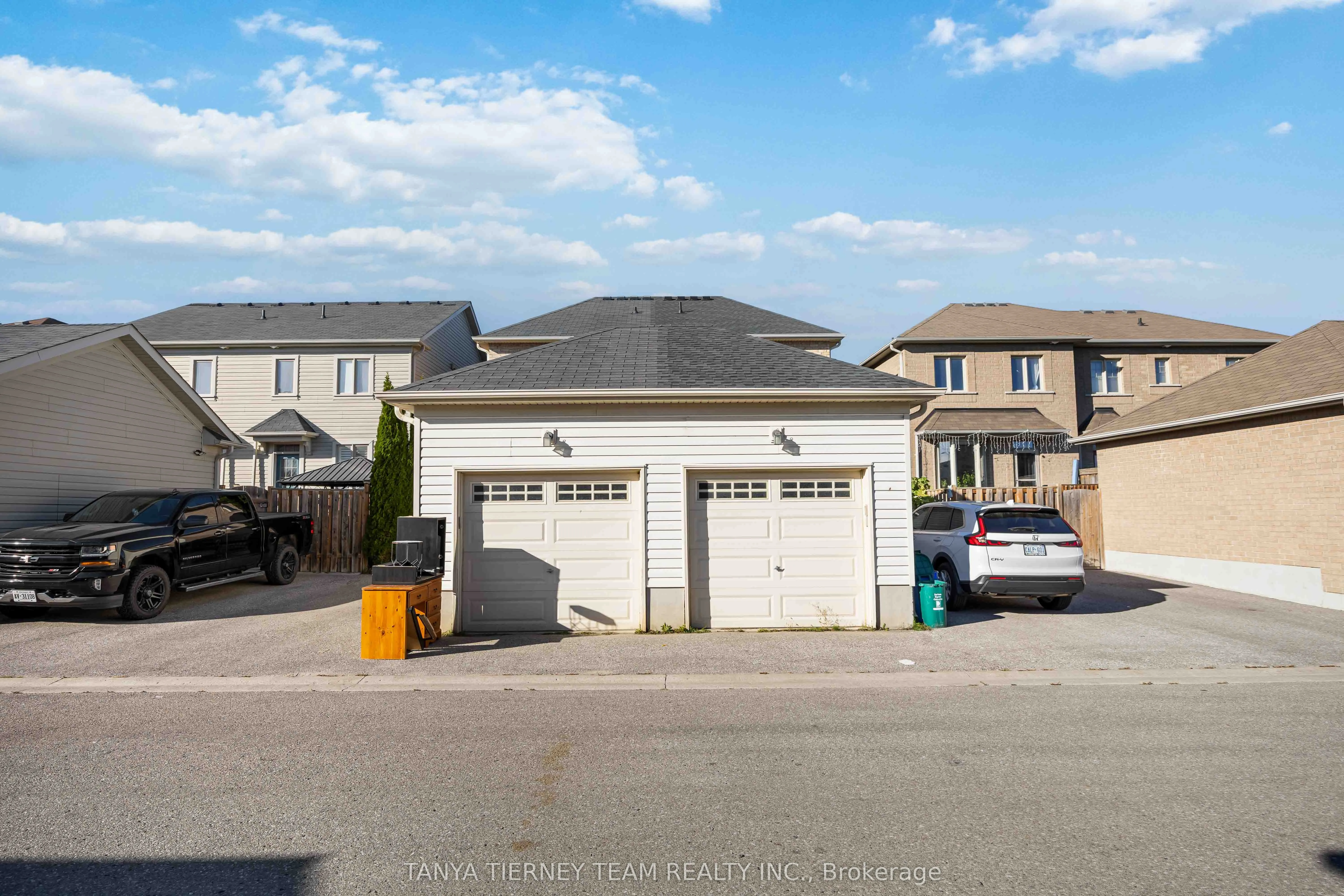 49 Ted Miller Crescent