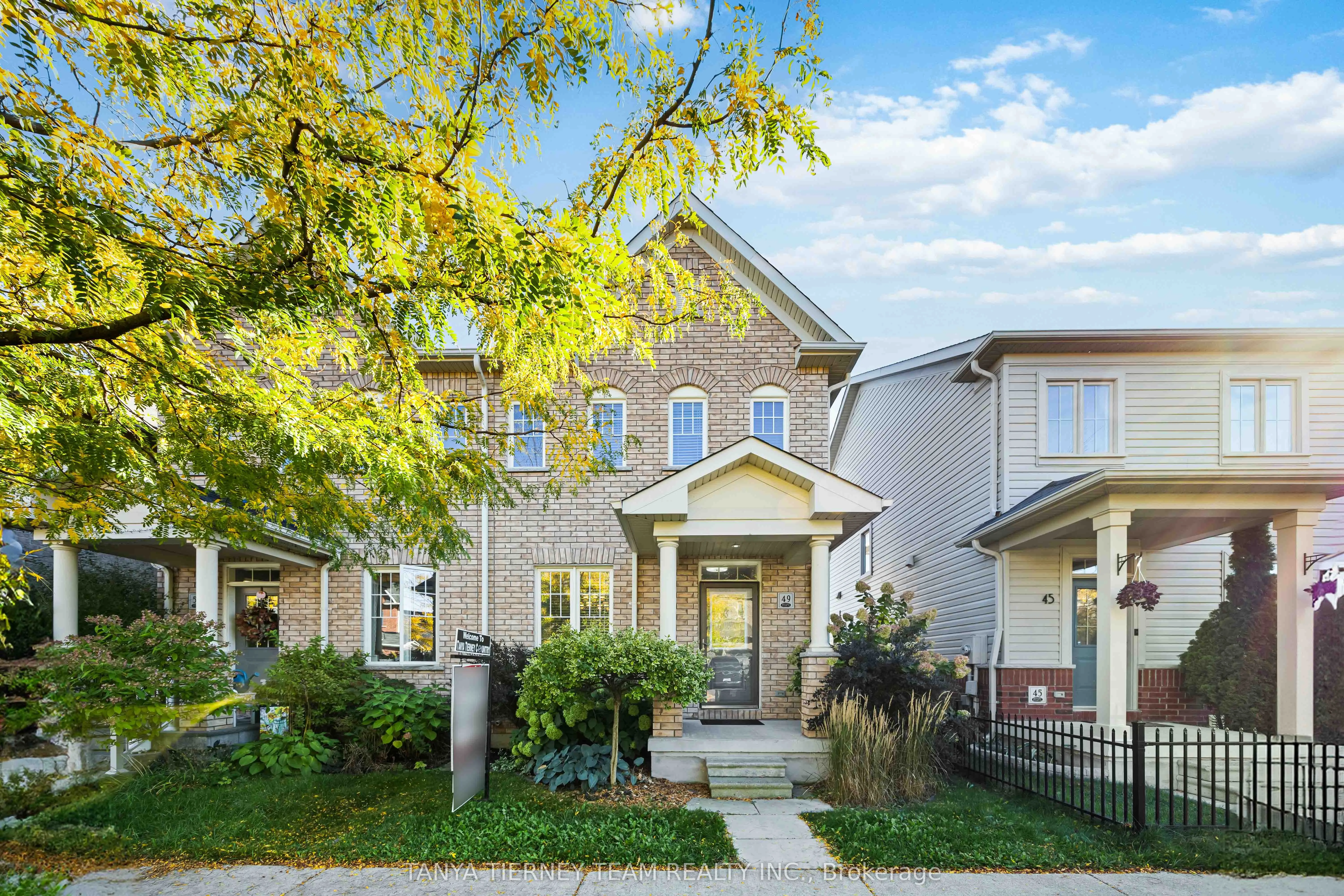 49 Ted Miller Crescent